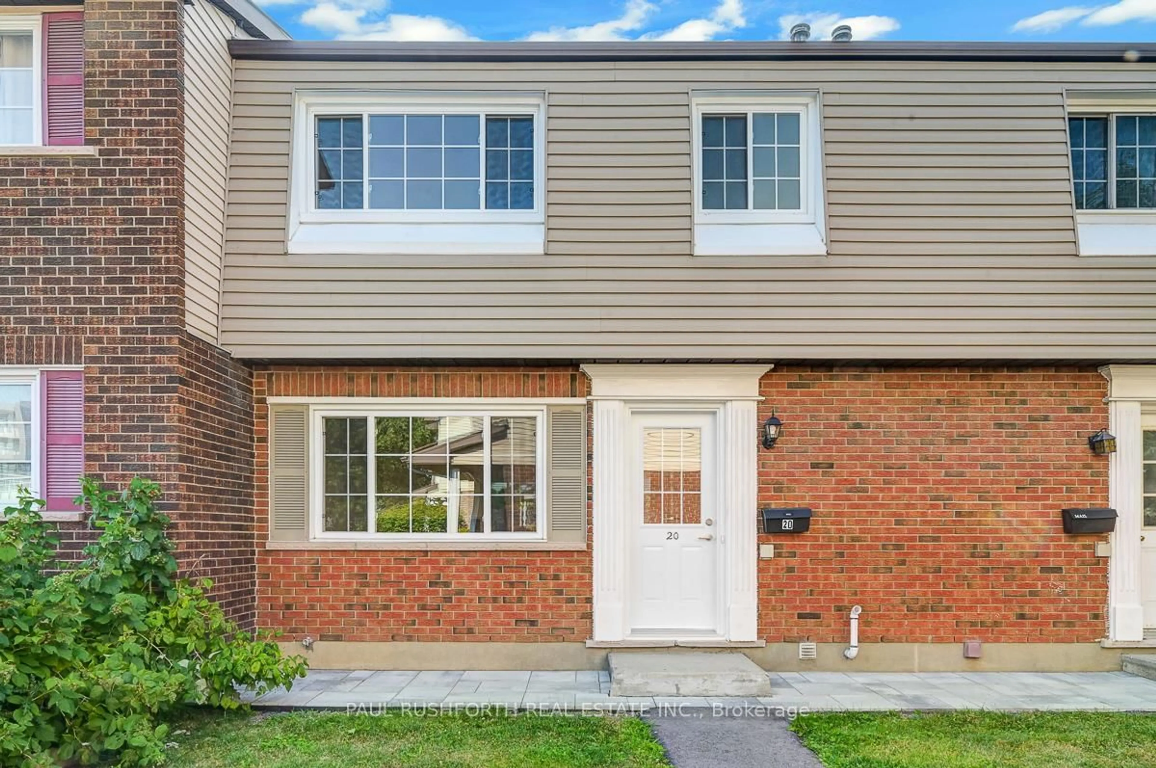 Home with brick exterior material, street for 1585 Heron Rd #20, Ottawa Ontario K1V 9V1