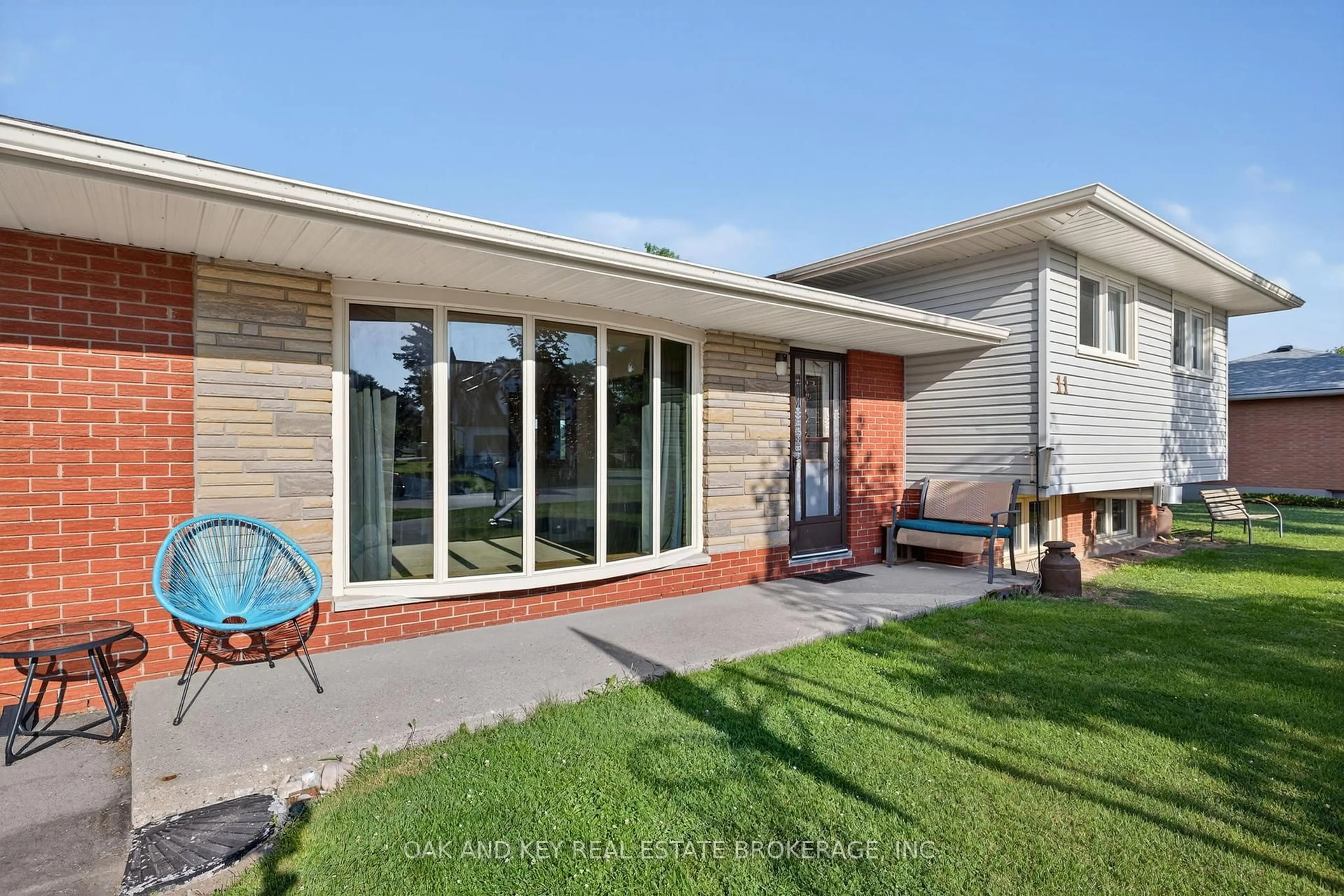 Home with brick exterior material, street for 10103 Lynhurst Park Dr, Southwold Ontario N5P 2E5