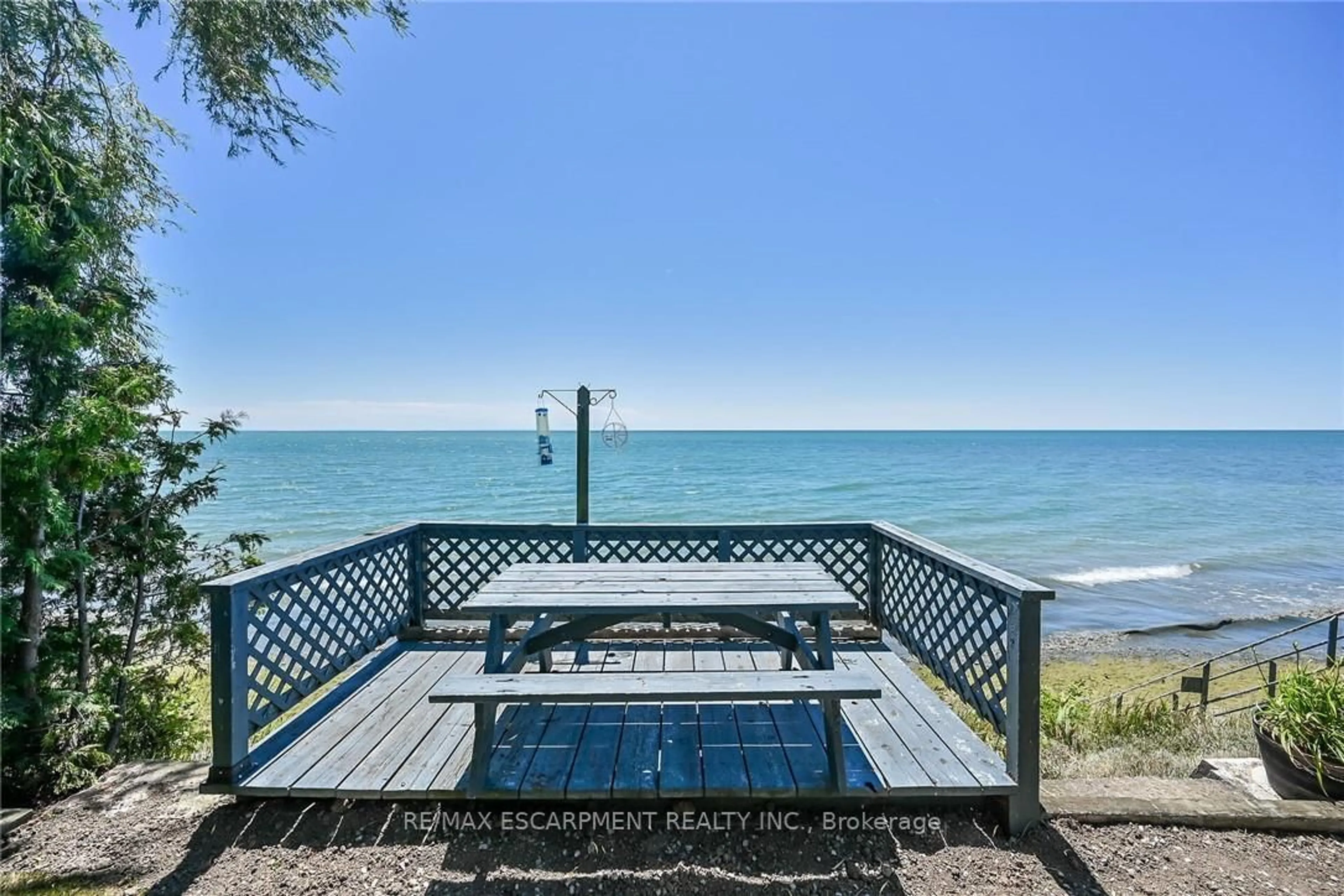 Patio, water/lake/river/ocean view for 86 Lakeshore Rd, Haldimand Ontario N0A 1P0