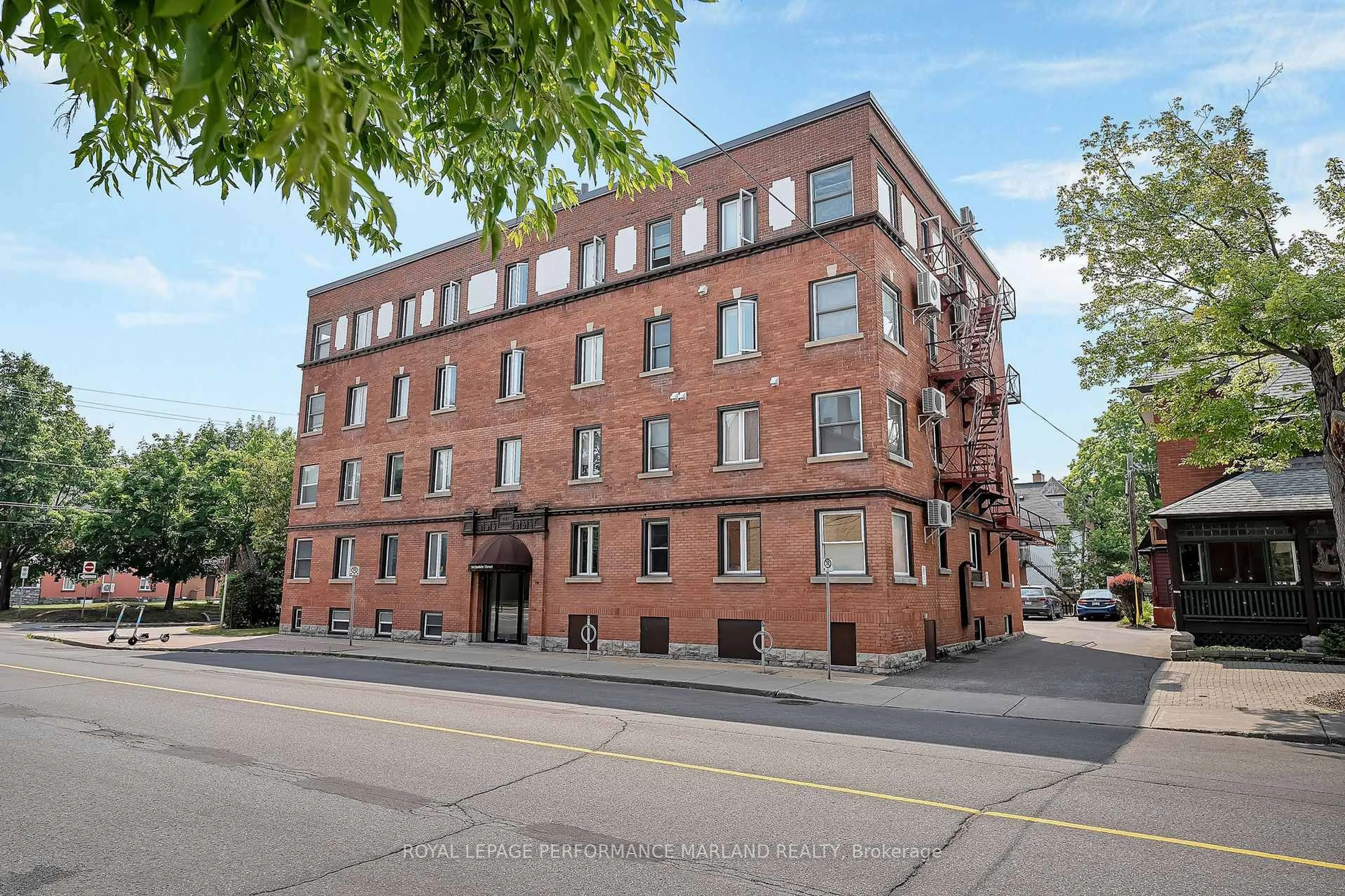 Unknown for 244 Charlotte St #8, Ottawa Ontario K1N 8L3