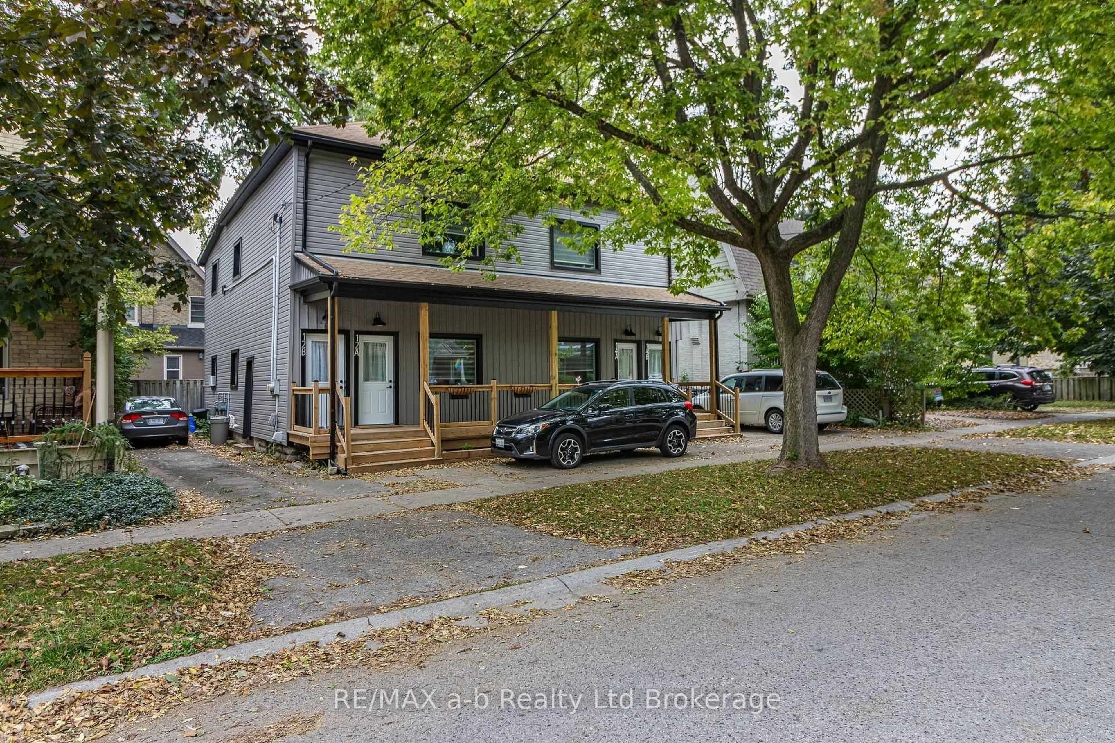 Unknown for 12 VICTOR St, London South Ontario N6C 1B7