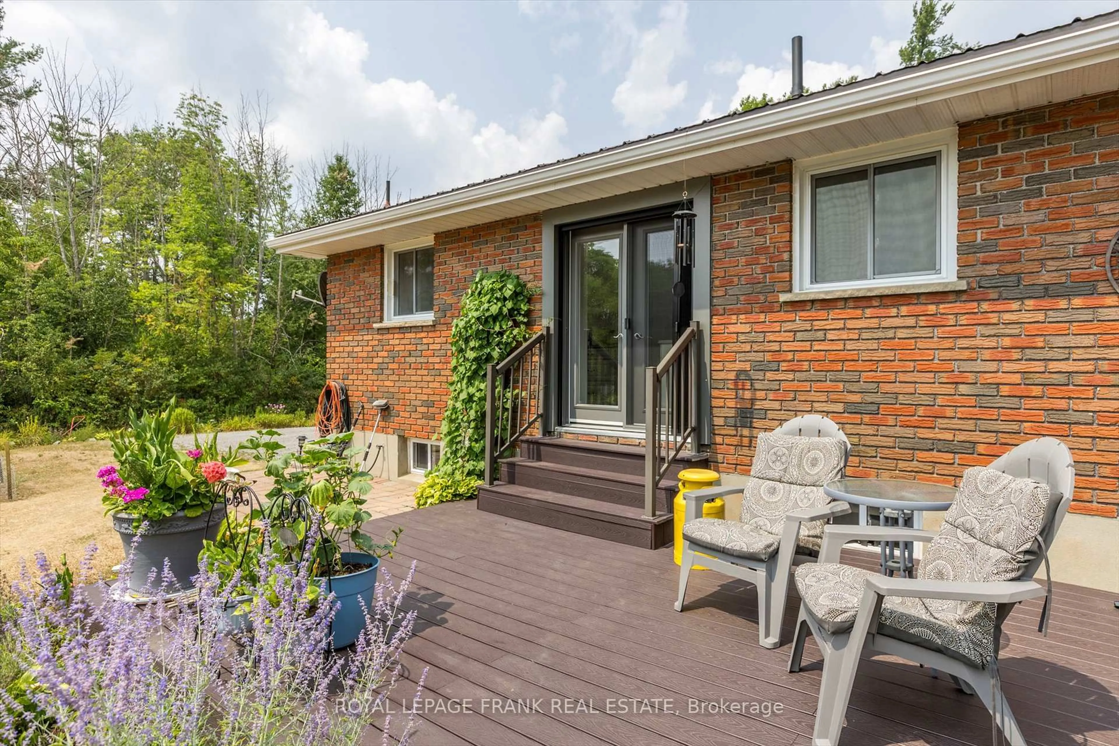 Home with brick exterior material, unknown for 419 South Beach Rd, Douro-Dummer Ontario K0L 2H0