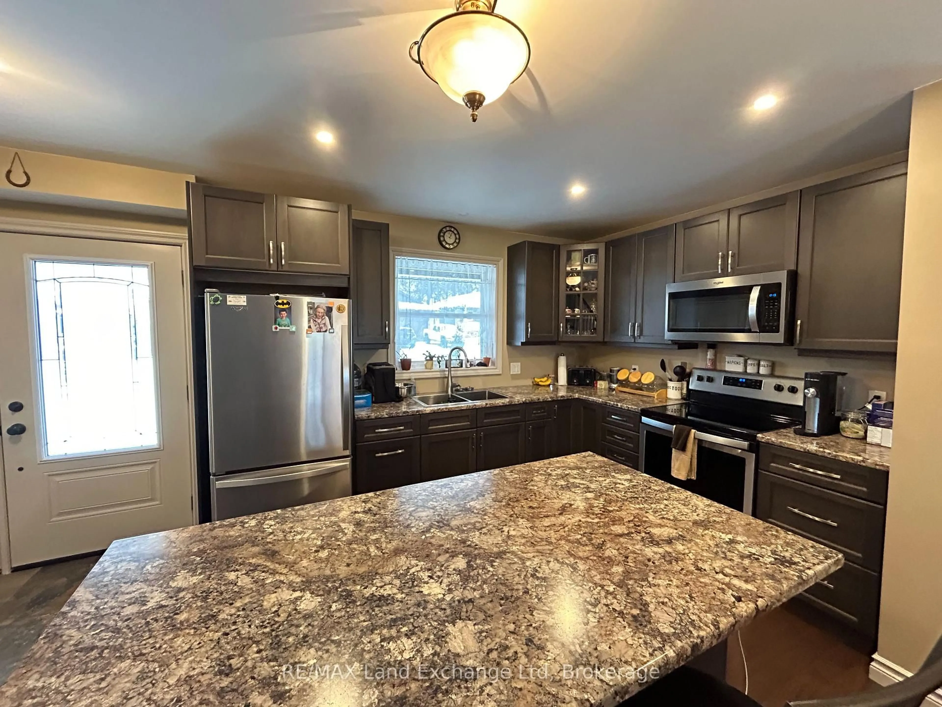 Open concept kitchen, ceramic/tile floor for 660 Gloria St, North Huron Ontario N0G 2W0