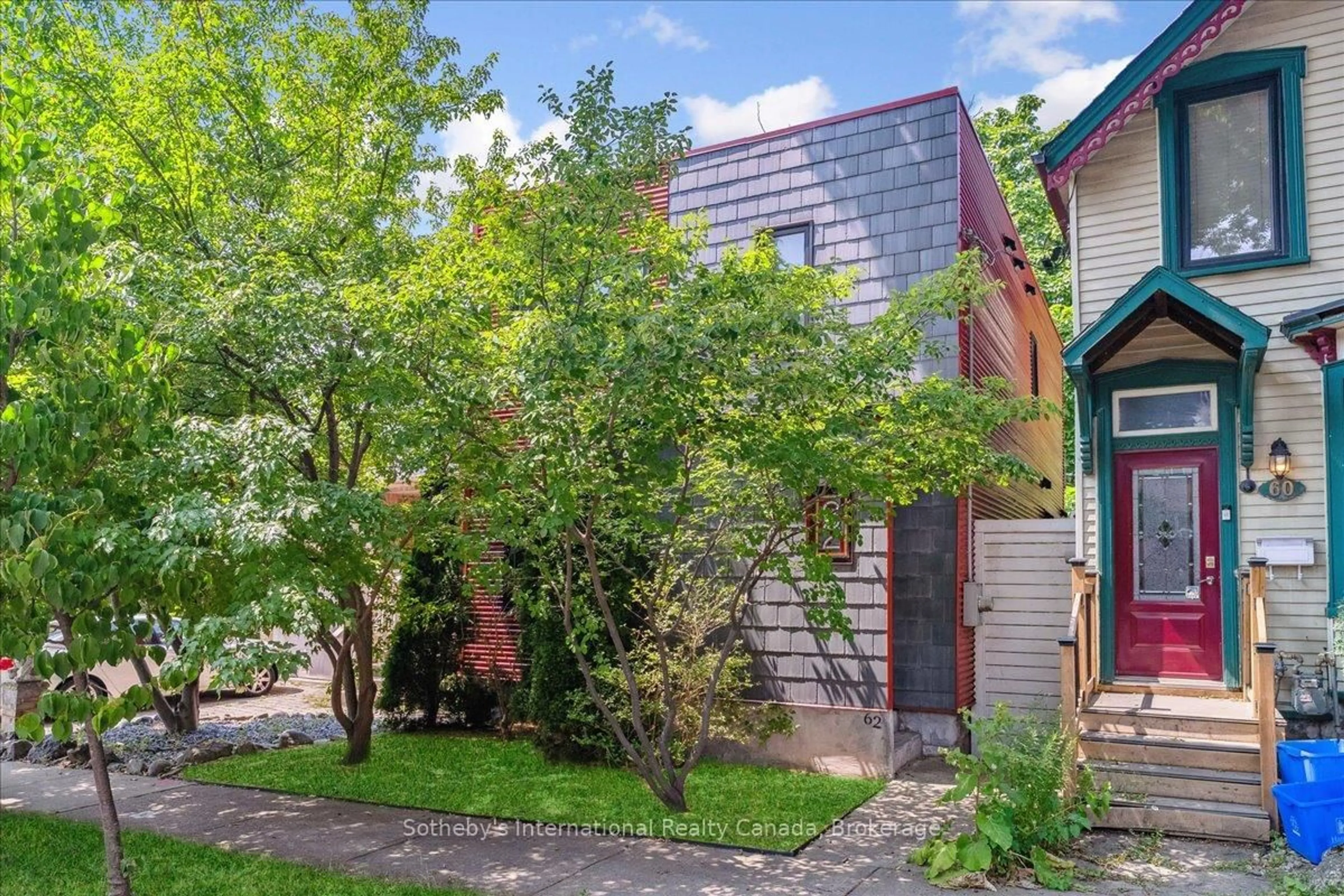 Home with brick exterior material, street for 62 Margaret St, Hamilton Ontario L8P 4C8
