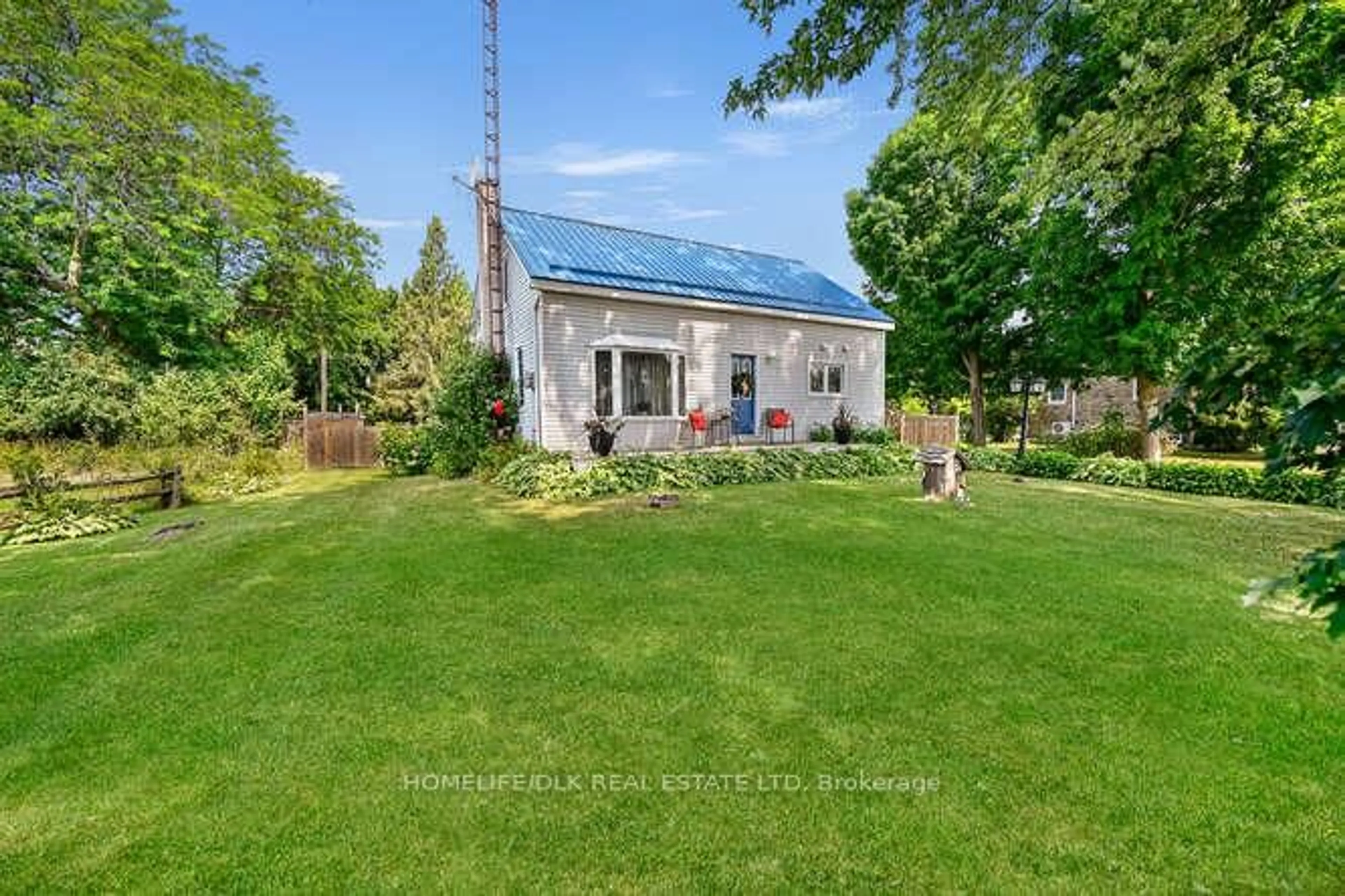 A pic from outside/outdoor area/front of a property/back of a property/a pic from drone, unknown for 5242 Algonquin Rd, Augusta Ontario K6V 5T2