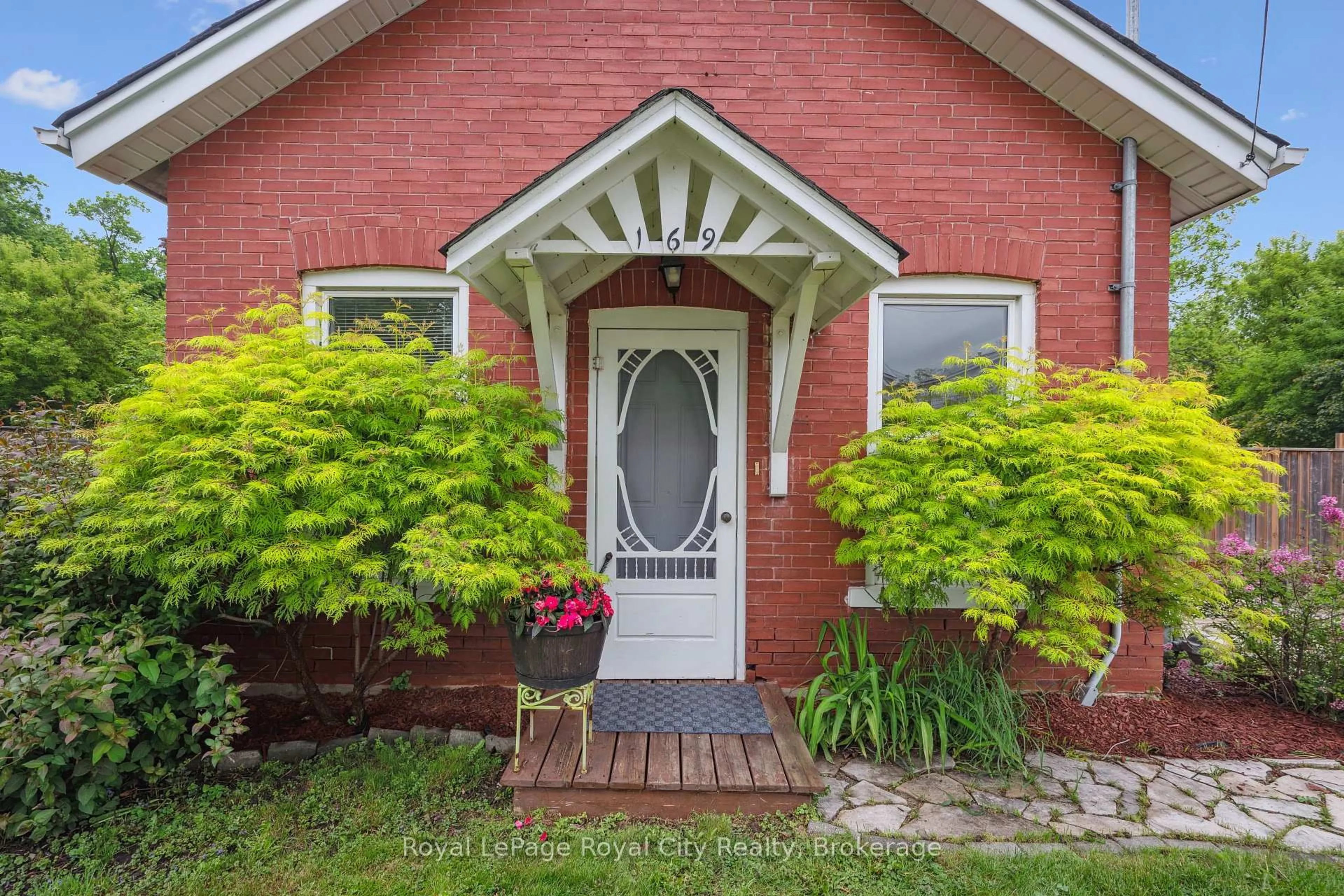 Home with brick exterior material, street for 169 Edinburgh Rd, Guelph Ontario N1H 5R6