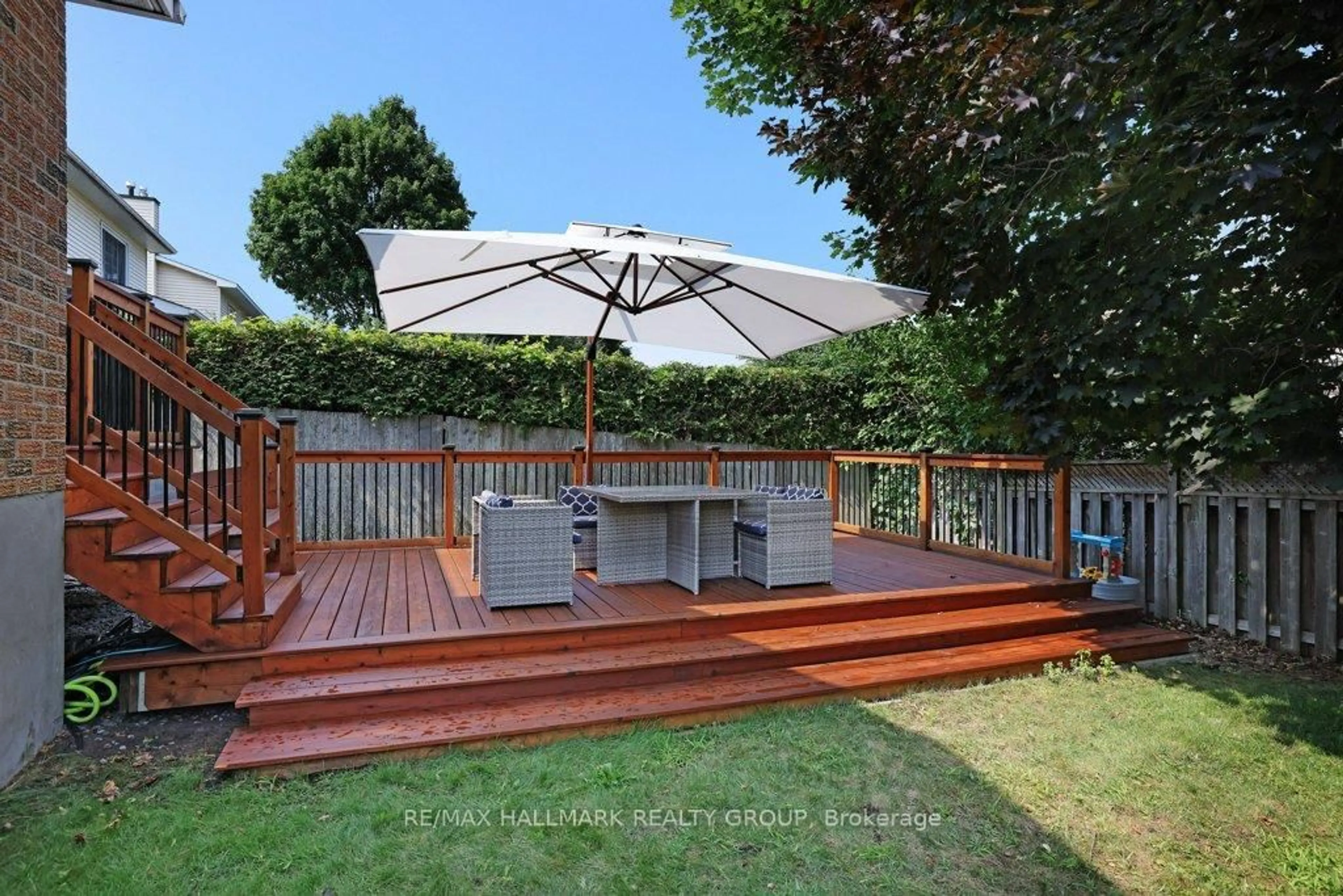Patio, street for 36 Drainie Dr, Kanata Ontario K2L 3J9