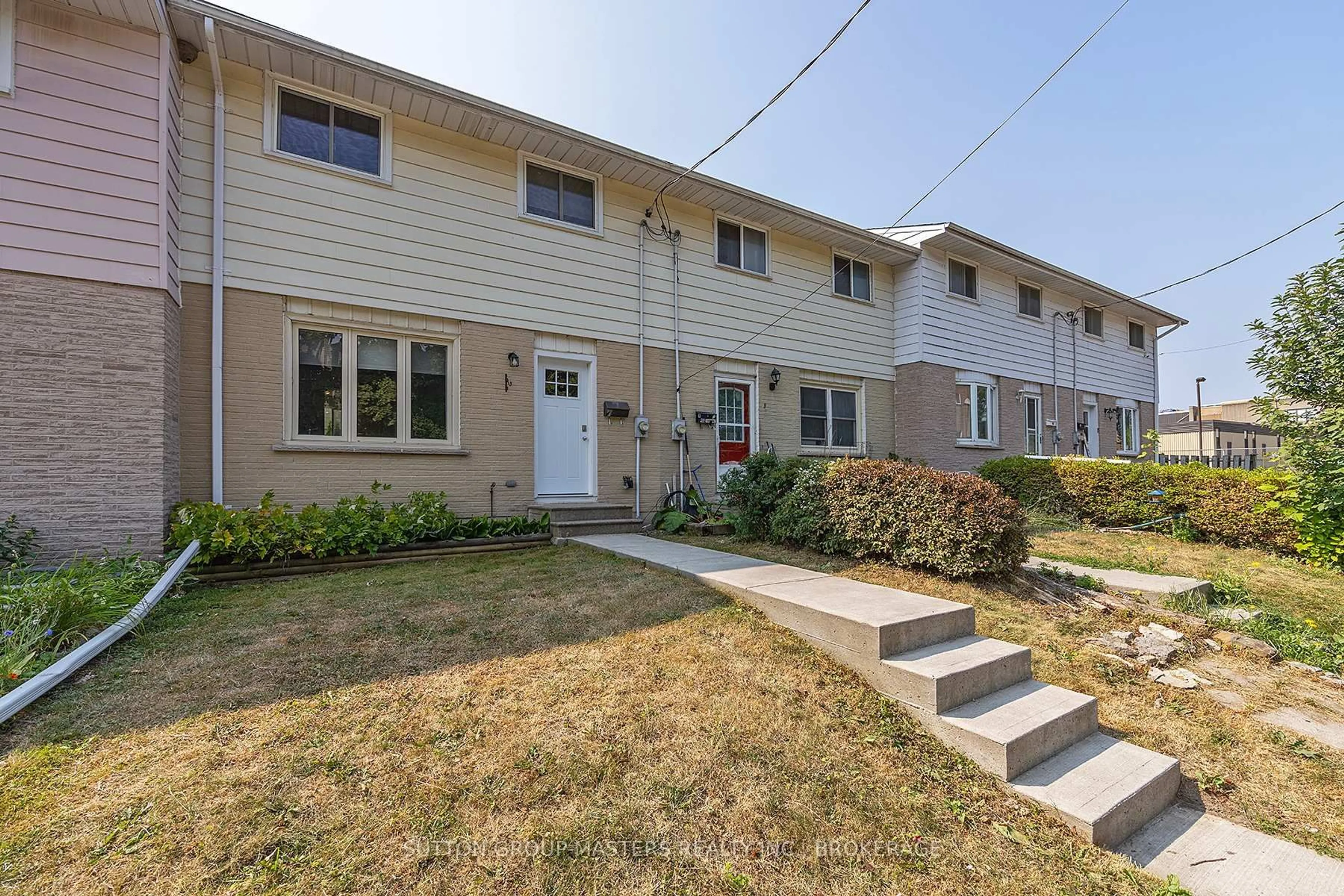 Unknown for 7-98 Thomas St, Kingston Ontario K7K 2E3
