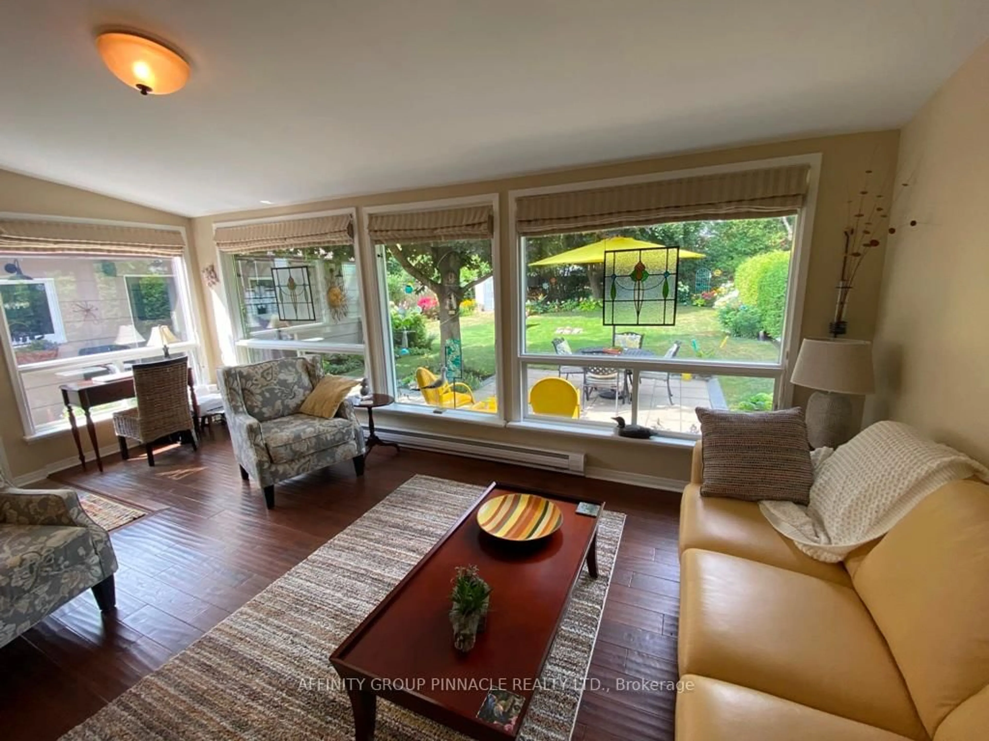 Living room with furniture, unknown for 29 Adelaide St, Kawartha Lakes Ontario K9V 3J6