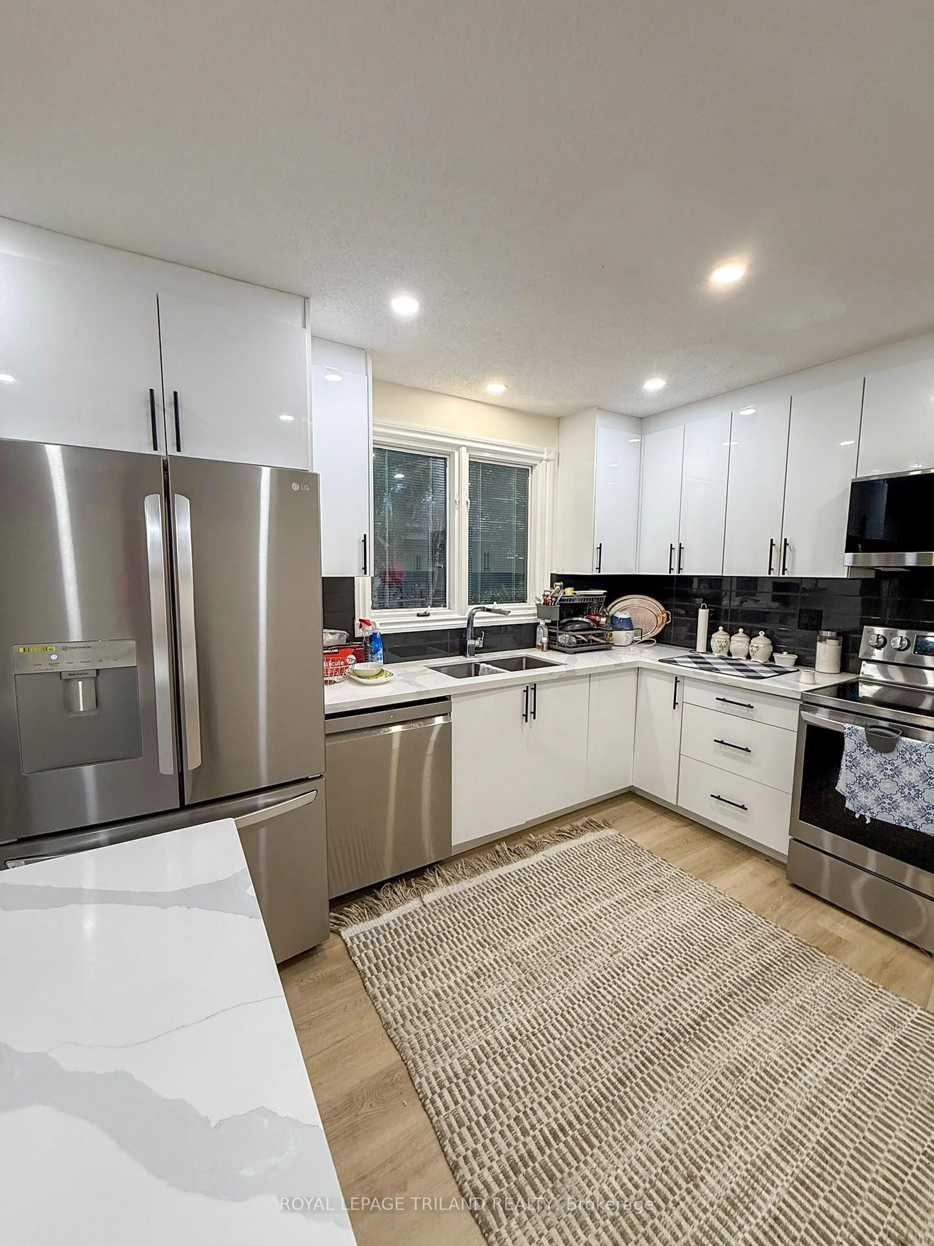 Open concept kitchen, unknown for 11 Crabtree Ave, London North Ontario N6G 2H6