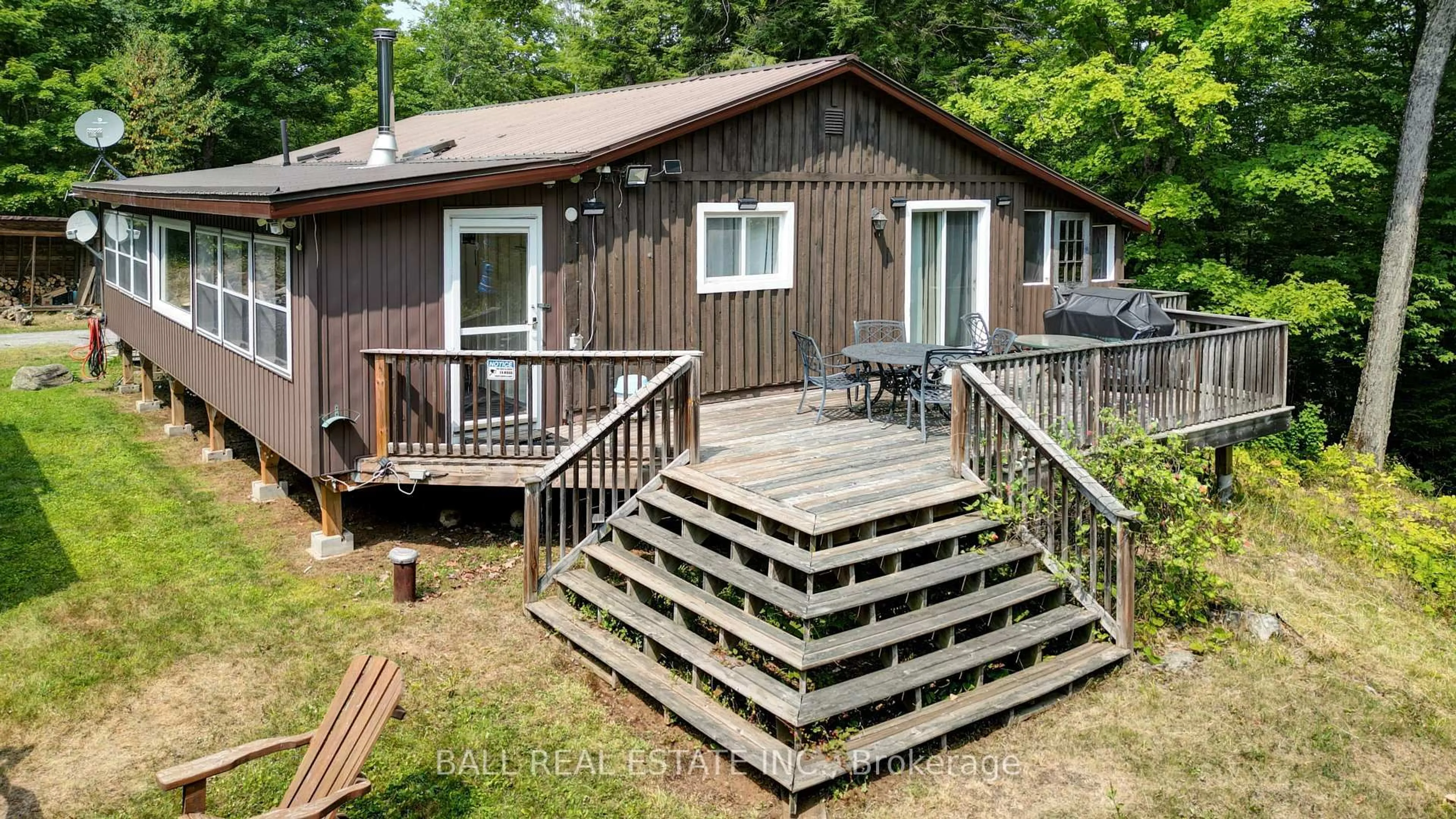 Patio, unknown for 2884 Old Hastings Rd, Coe Hill Ontario K0L 1P0