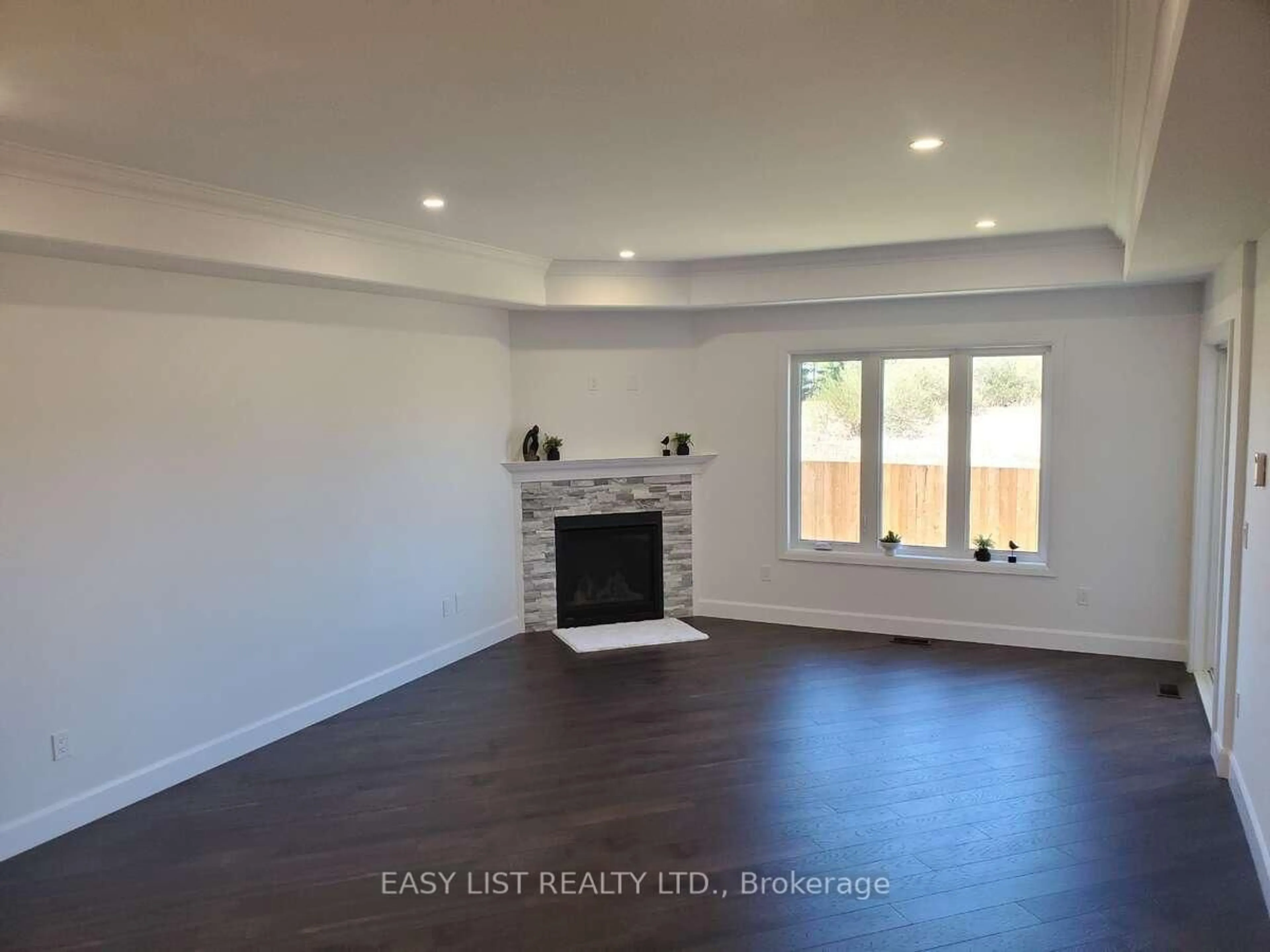 A pic of a room for 153 Wilmer Ave, Gananoque Ontario K7G 3C3