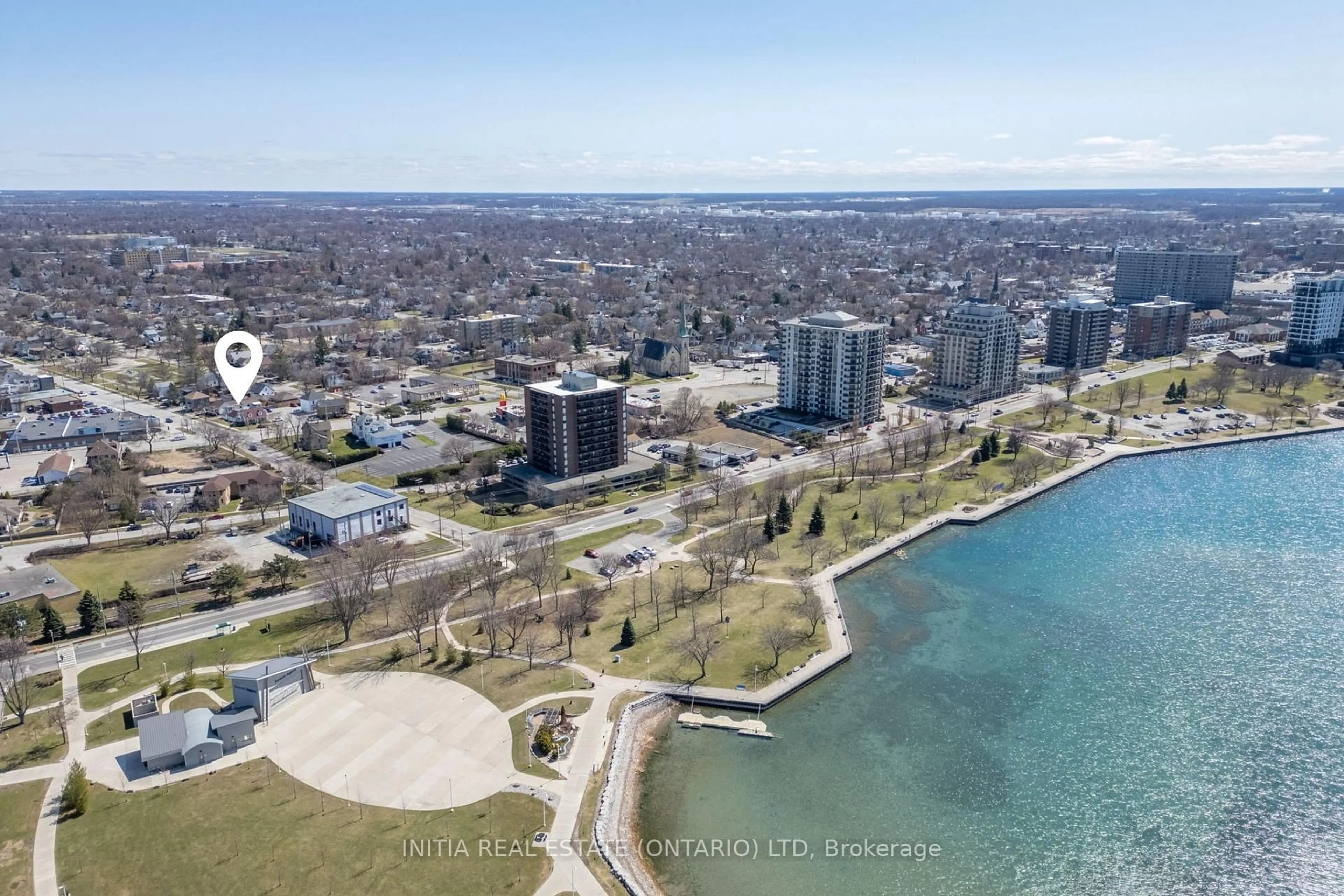 A pic from outside/outdoor area/front of a property/back of a property/a pic from drone, water/lake/river/ocean view for 187 Maxwell St, Sarnia Ontario N7T 5C2