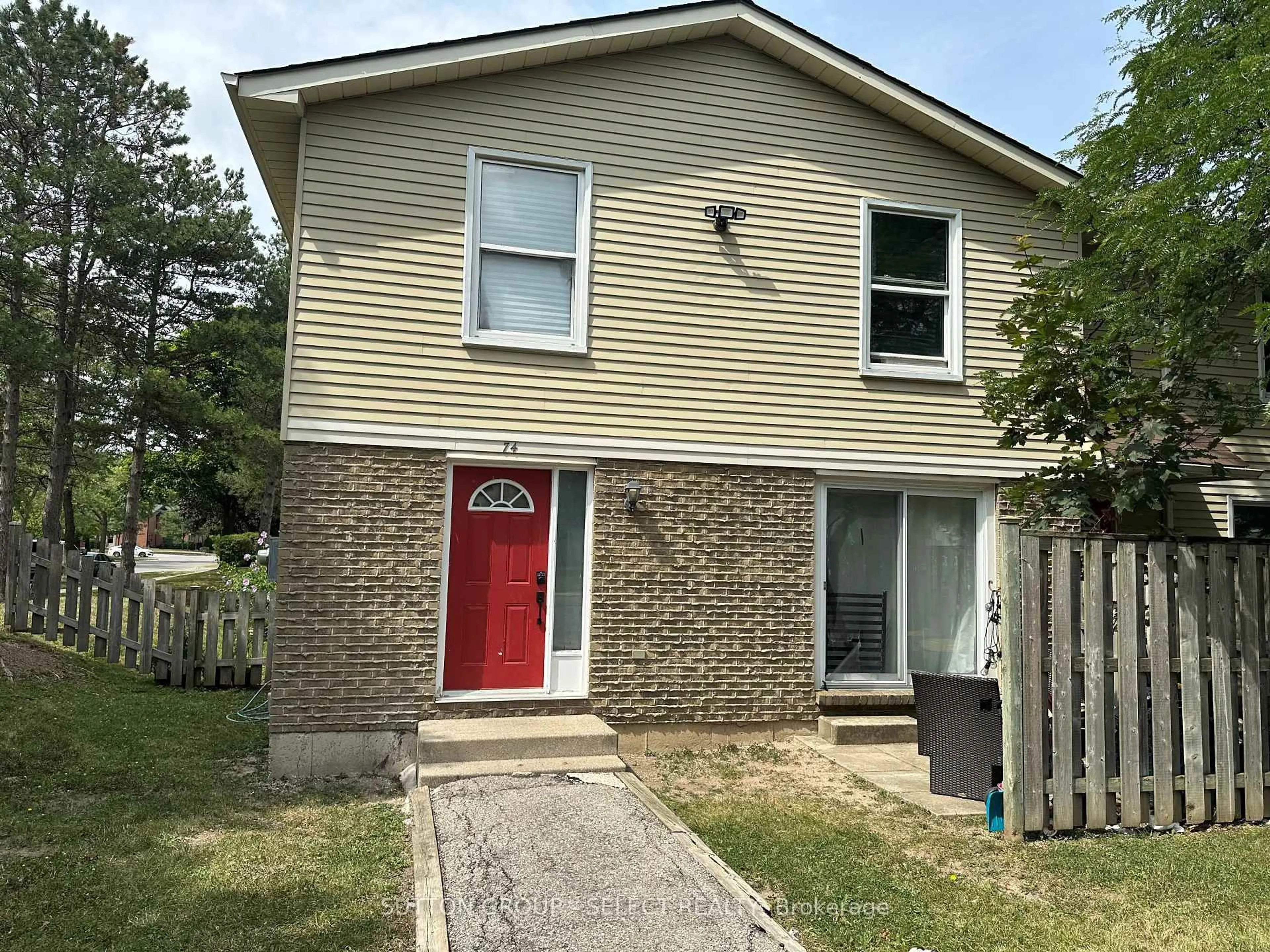 Home with brick exterior material, street for 70 FIDDLERS GREEN Rd #74, London North Ontario N6H 4R4
