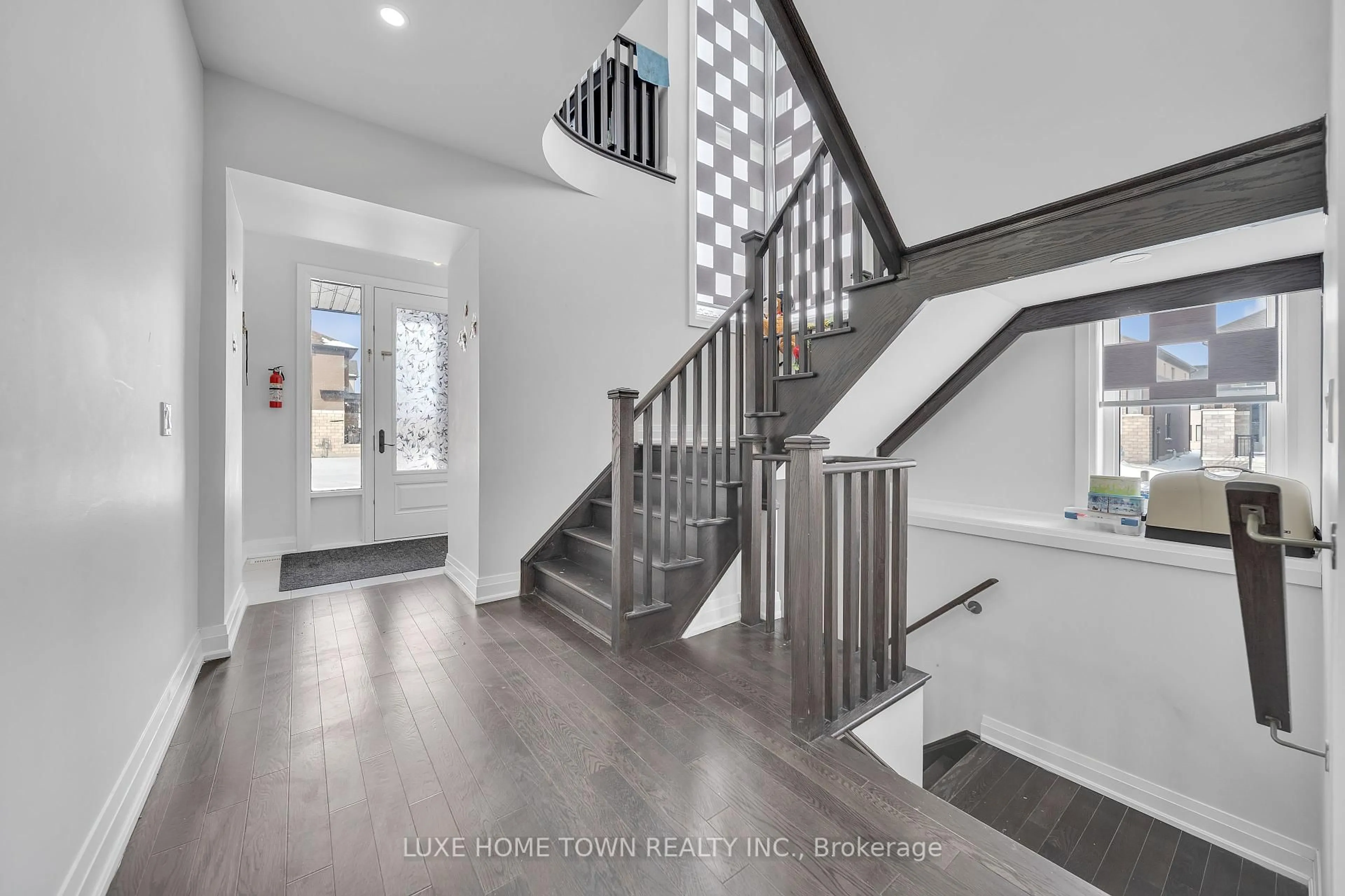 Unknown for 101 Prince Charles Cres, Woodstock Ontario N4T 0N1