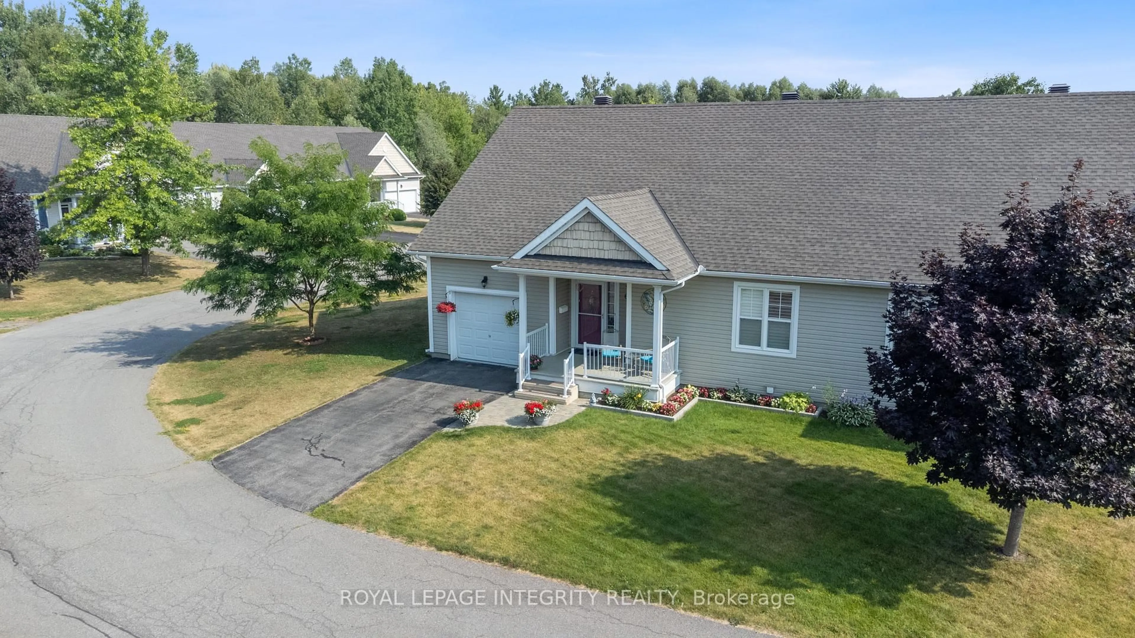 A pic from outside/outdoor area/front of a property/back of a property/a pic from drone, street for 650 Country Trail Private, Carlsbad Springs Ontario K0A 1K0