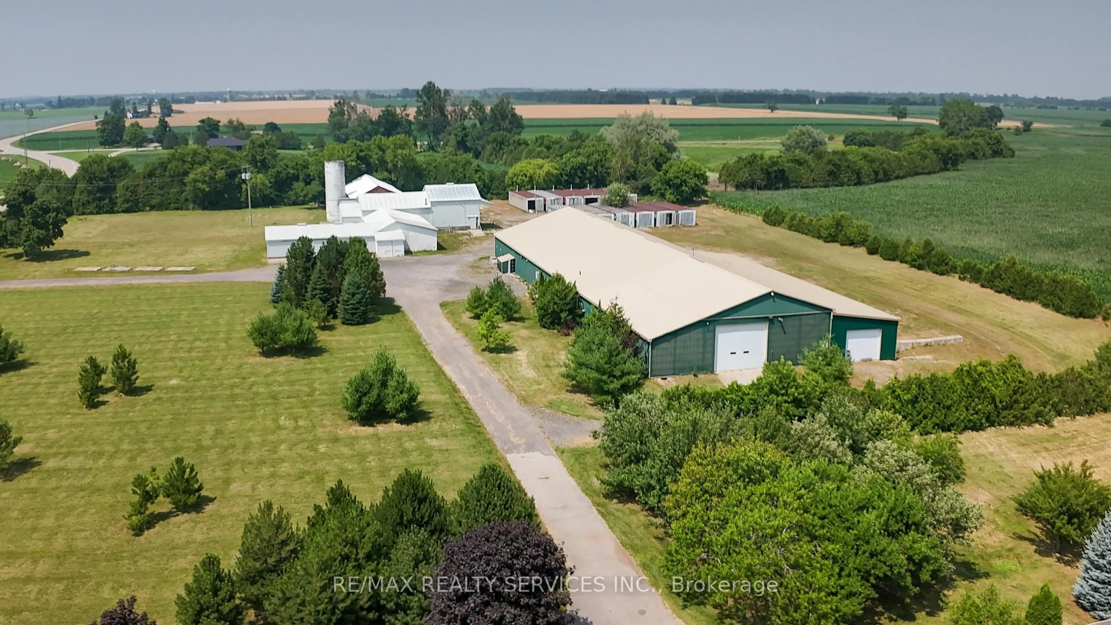 A pic from outside/outdoor area/front of a property/back of a property/a pic from drone, unknown for 214&218 Maple Ave, Brant Ontario N0E 1A0