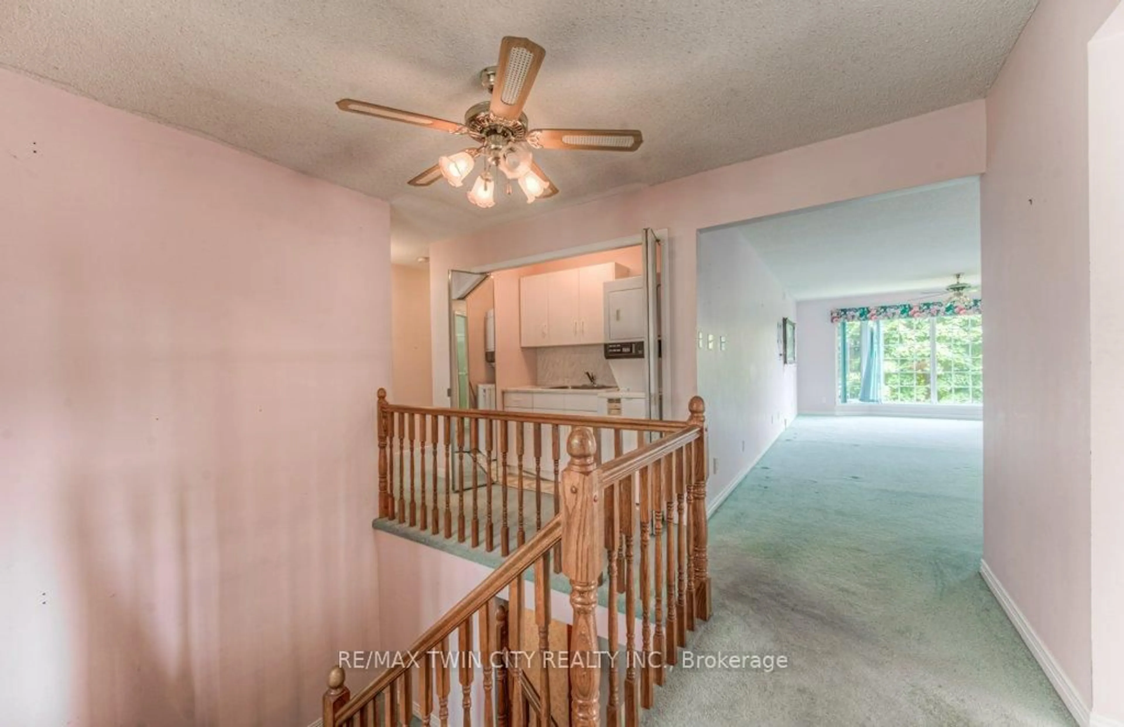 Unknown for 38 Charnwood Crt, Kitchener Ontario N2N 1L3