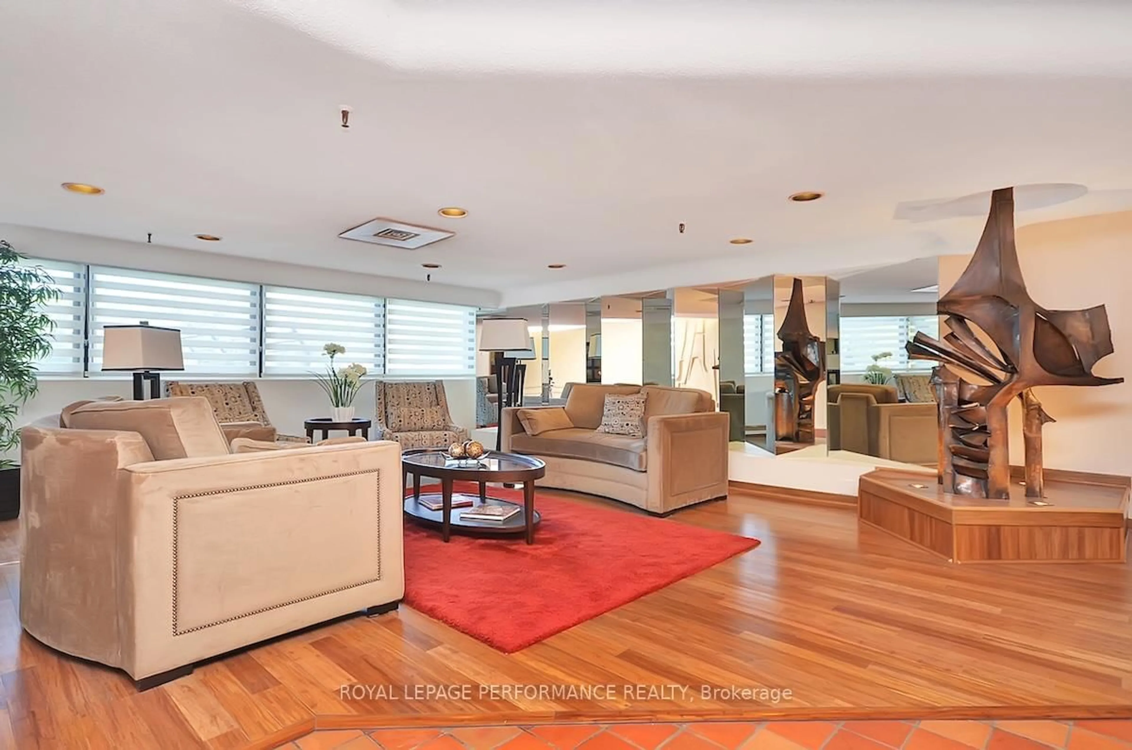 Lobby for 415 Greenview Ave #404, Ottawa Ontario K2B 8G5