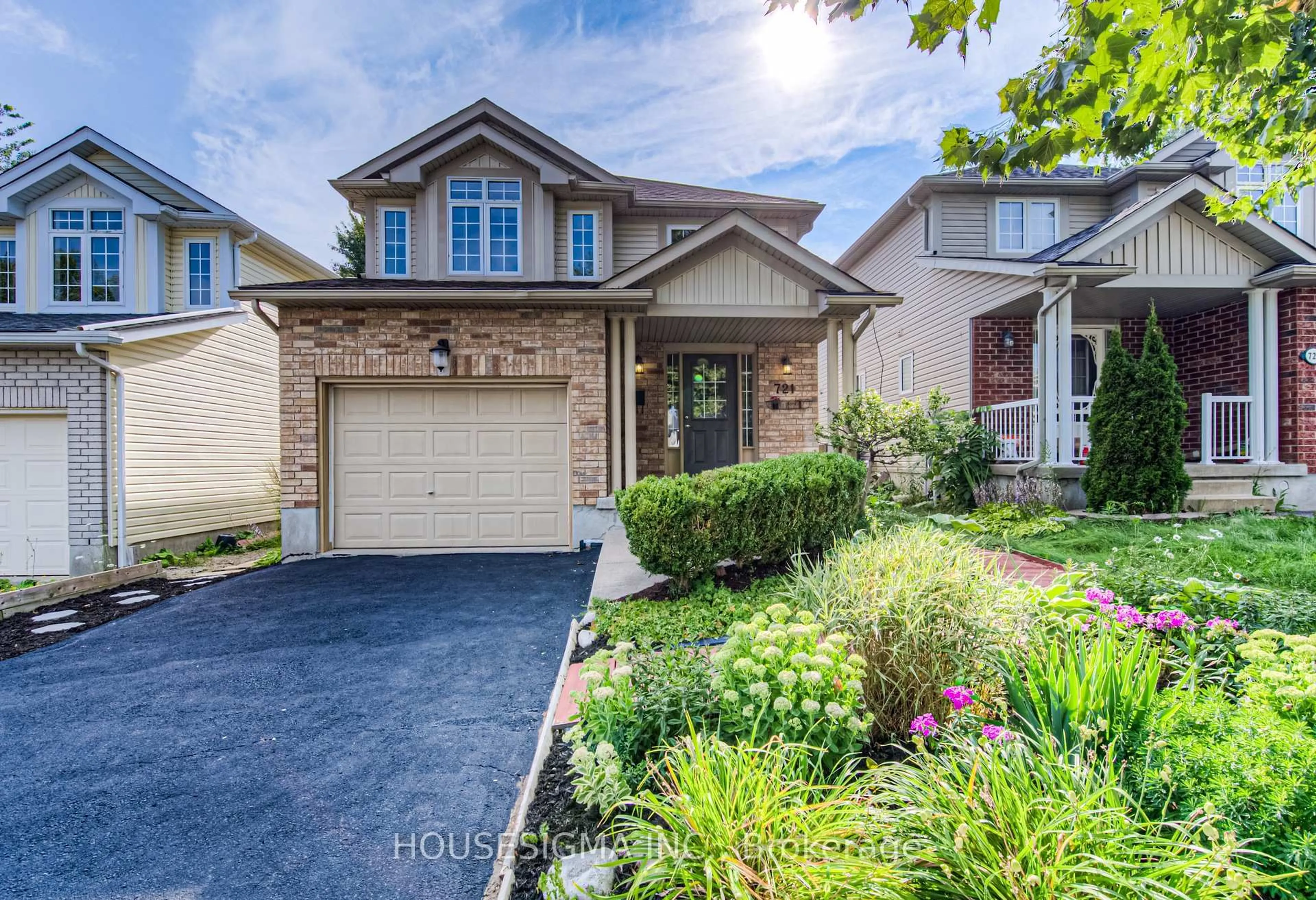 Home with brick exterior material, street for 721 Black Cherry St, Waterloo Ontario N2V 2P3