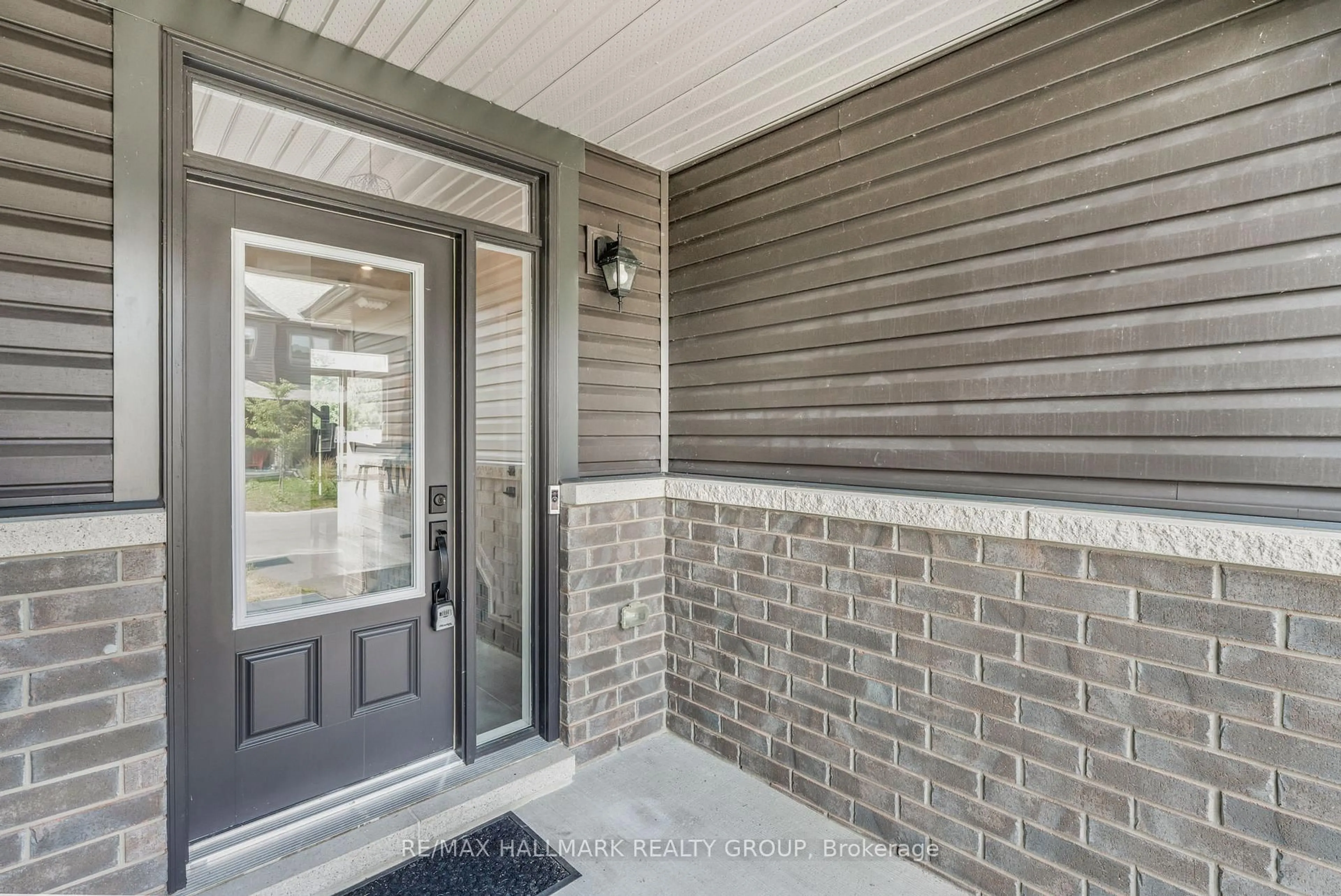Home with brick exterior material, street for 404 Premiere Lane, Clarence-Rockland Ontario K4K 0M7