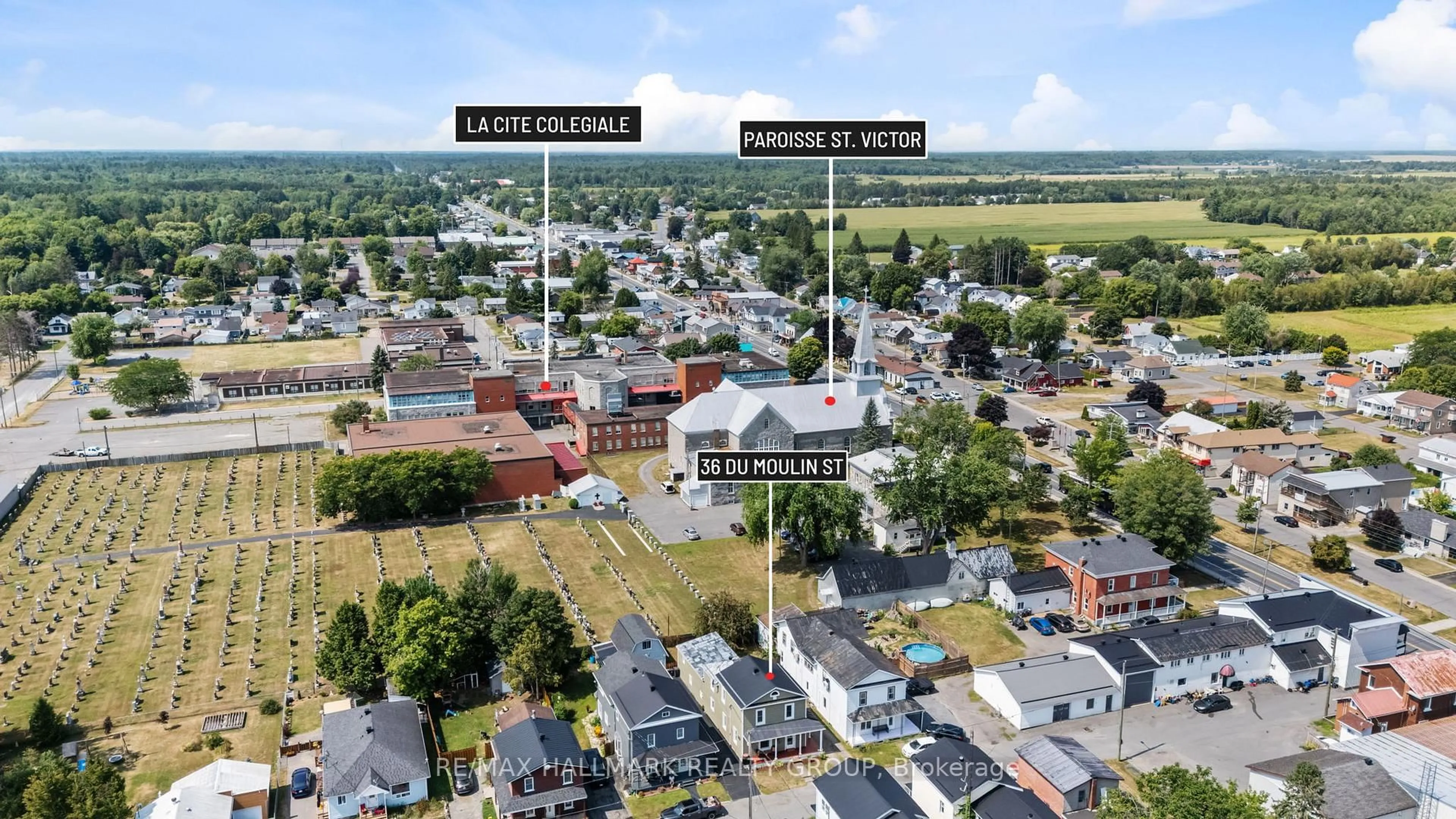 A pic from outside/outdoor area/front of a property/back of a property/a pic from drone, street for 36 Du Moulin St, Alfred and Plantagenet Ontario K0B 1A0