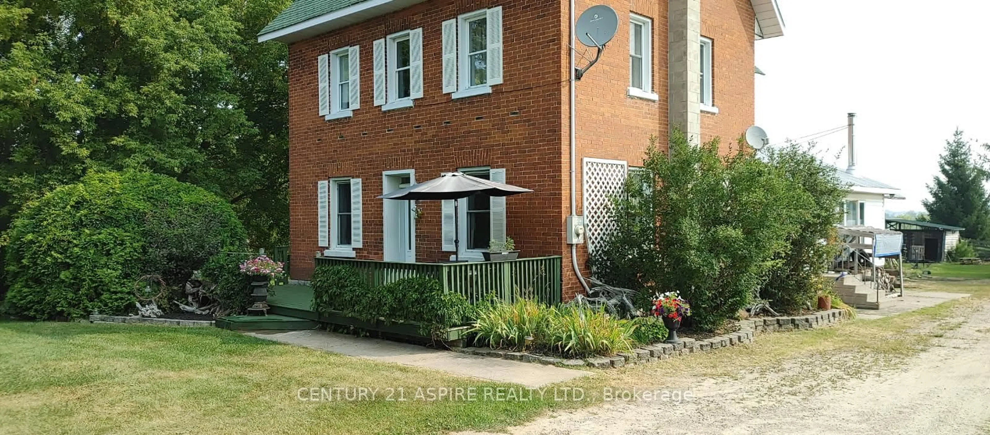 Home with brick exterior material, street for 3802 McLaughlin Rd, Pembroke Ontario K8A 6W3