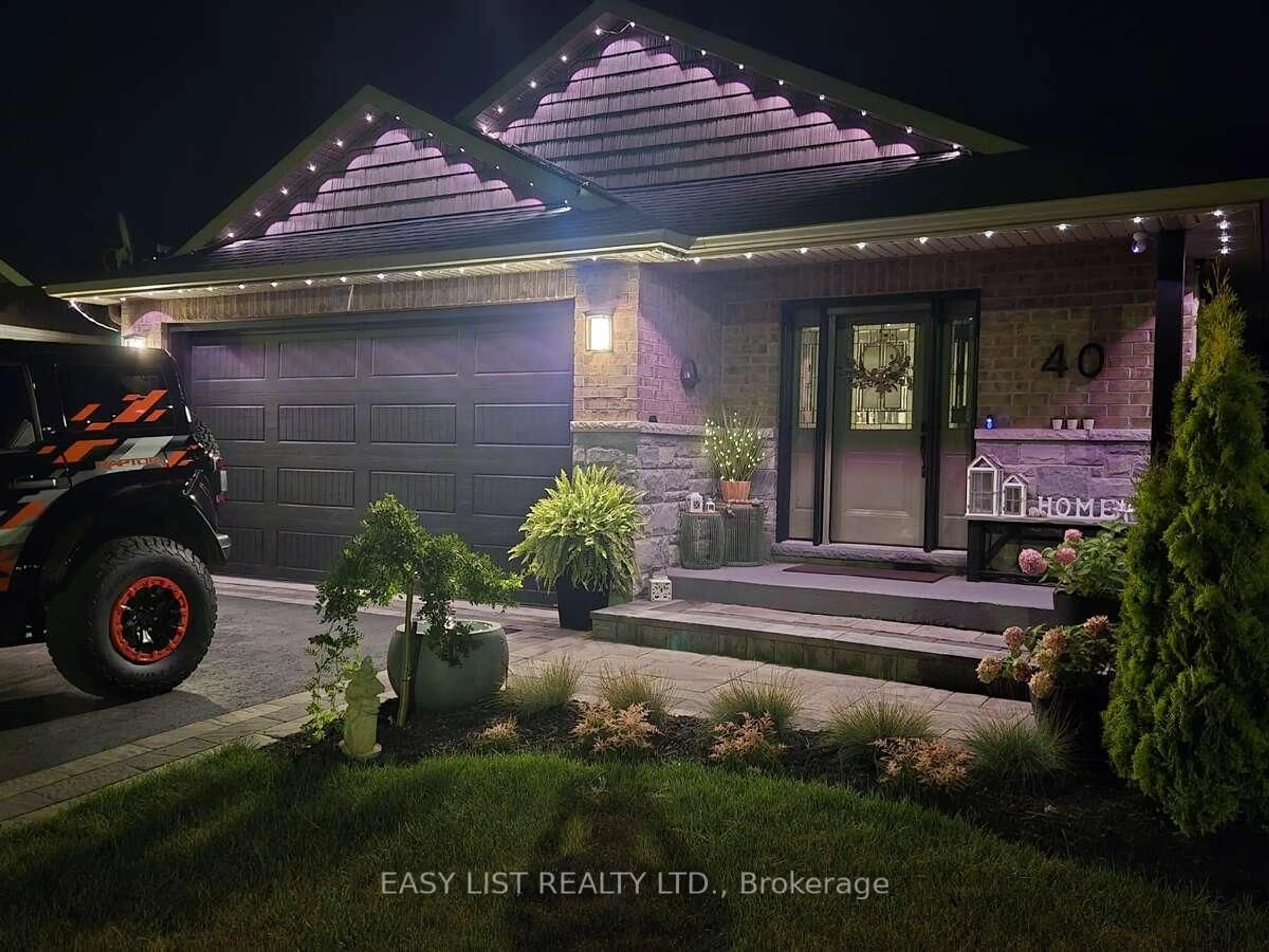 Indoor entryway for 40 Cortland Way, Brighton Ontario K0K 1H0