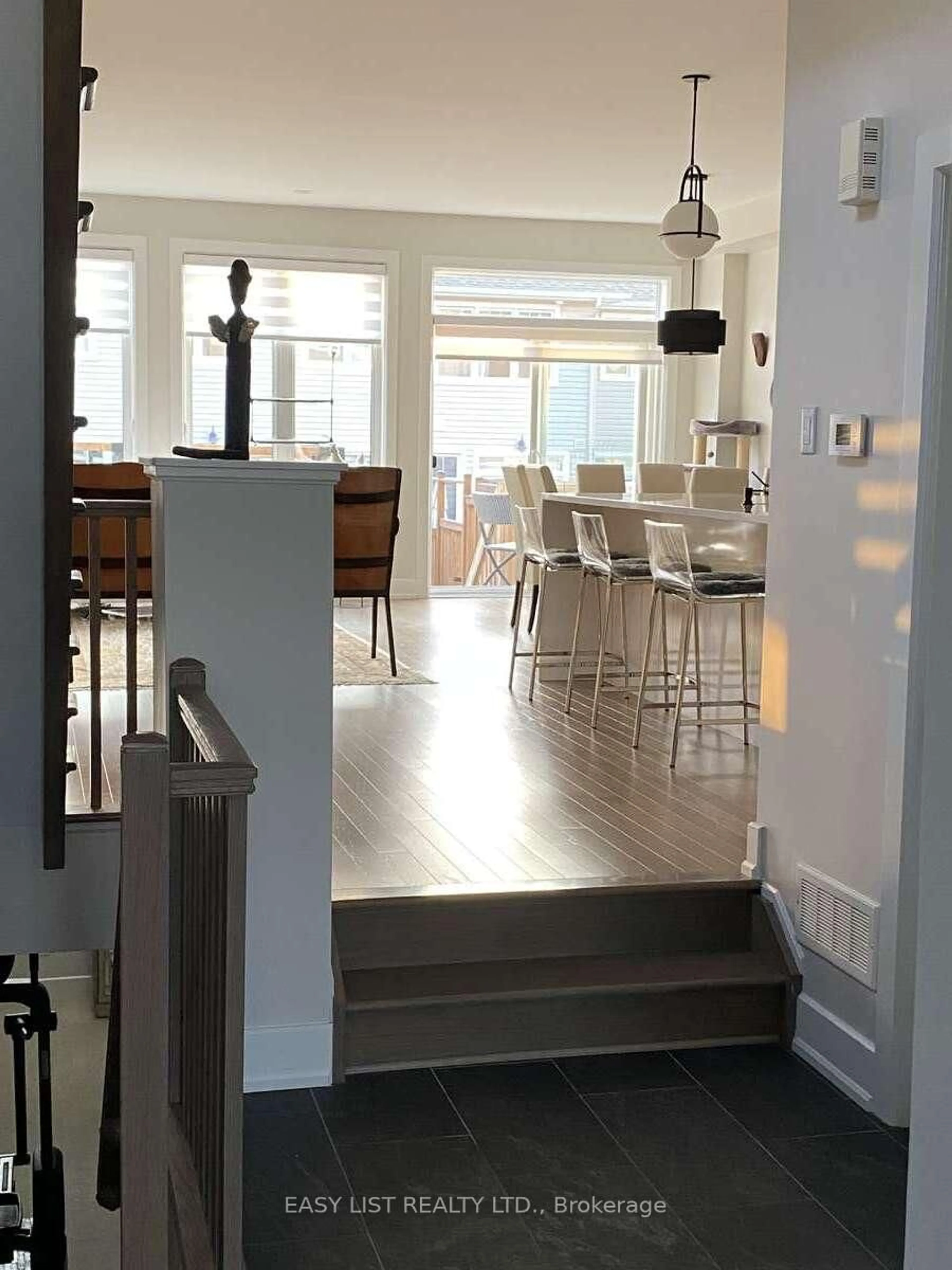 Open concept kitchen, unknown for 732 Cap Diamant Way, Orleans Ontario K4A 1J9