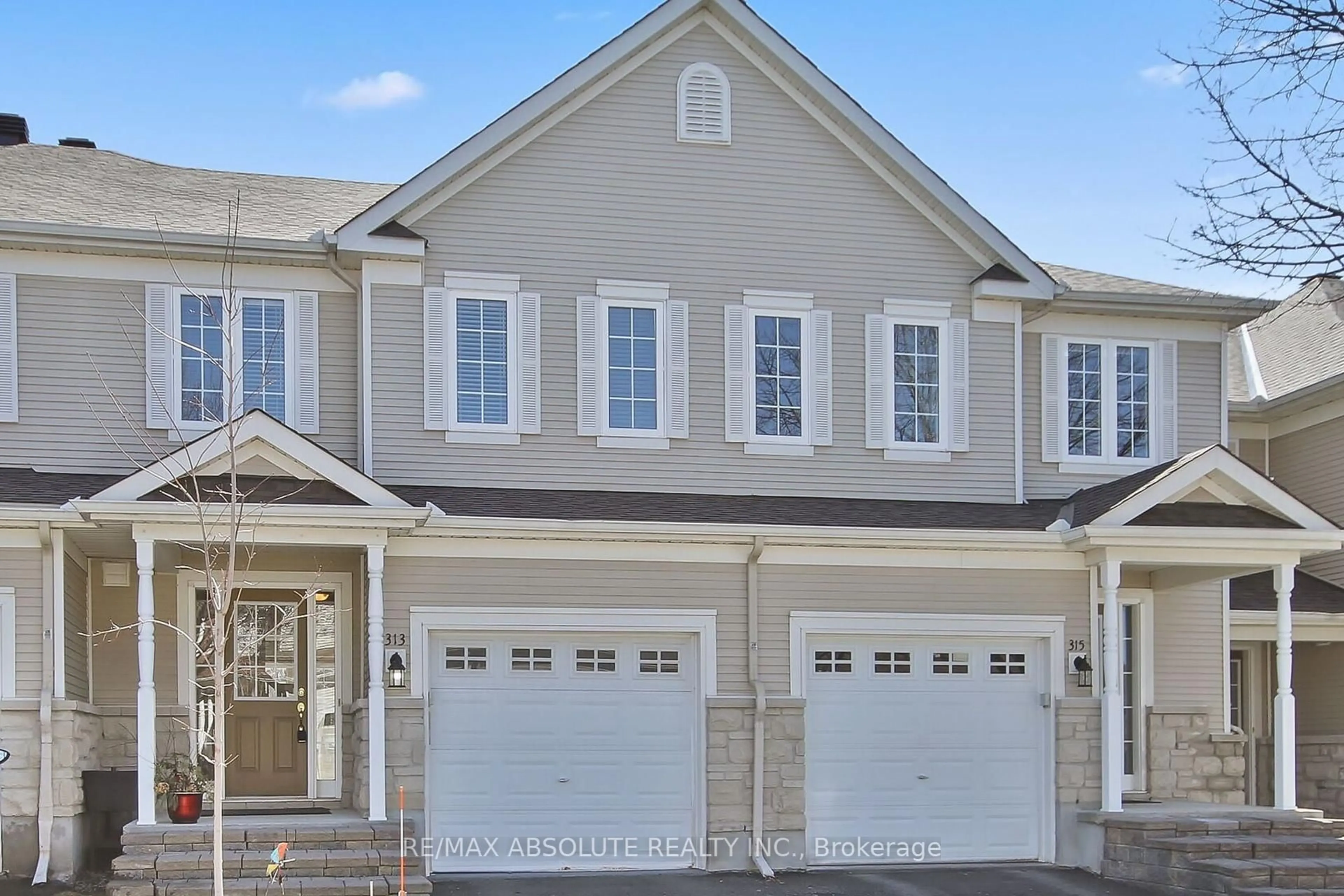 Home with vinyl exterior material, street for 313 SILBRASS Private, Ottawa Ontario K2J 5M5
