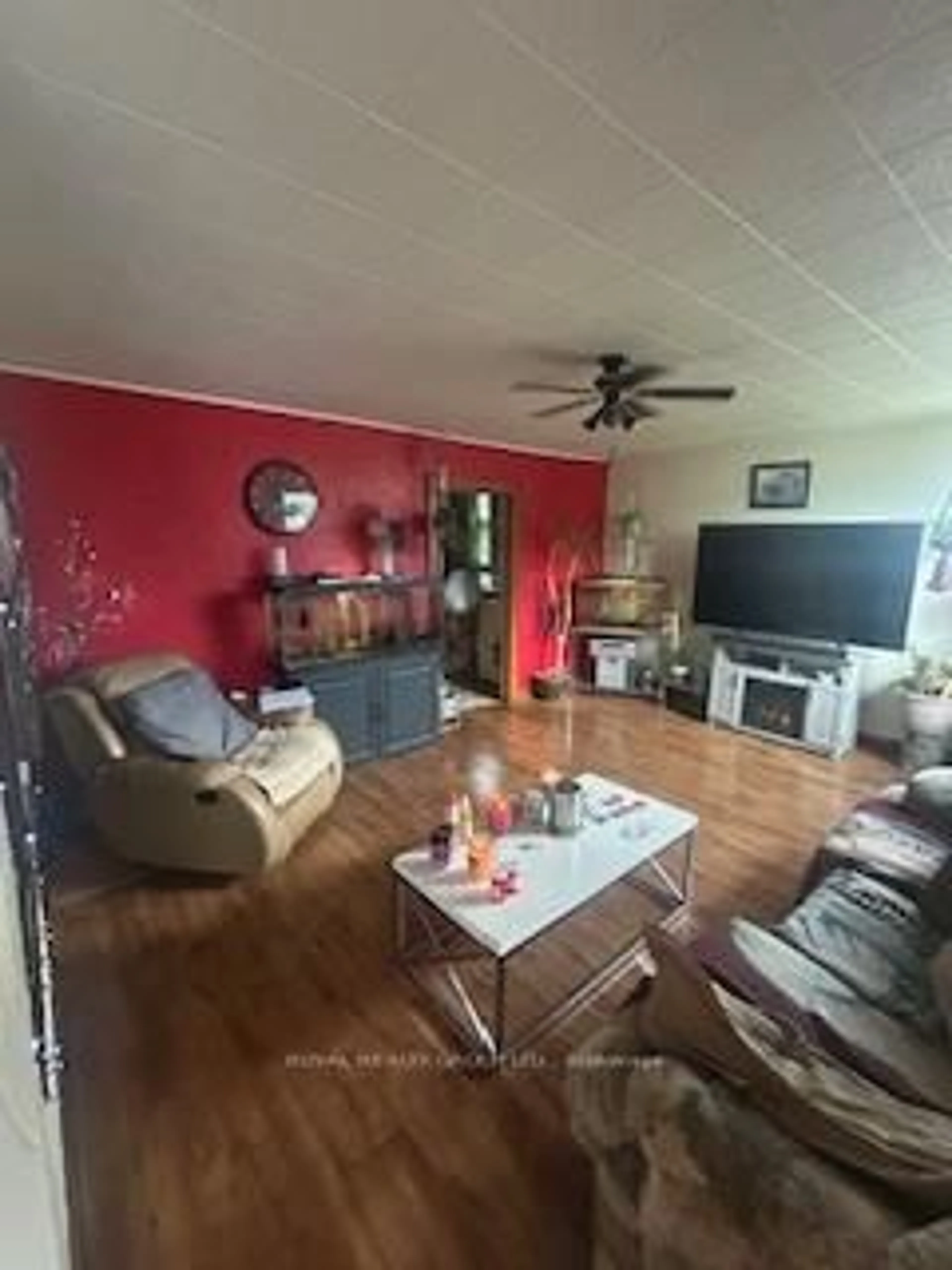 A pic of a room for 629 Harold St, Thunder Bay Ontario P7C 4E4