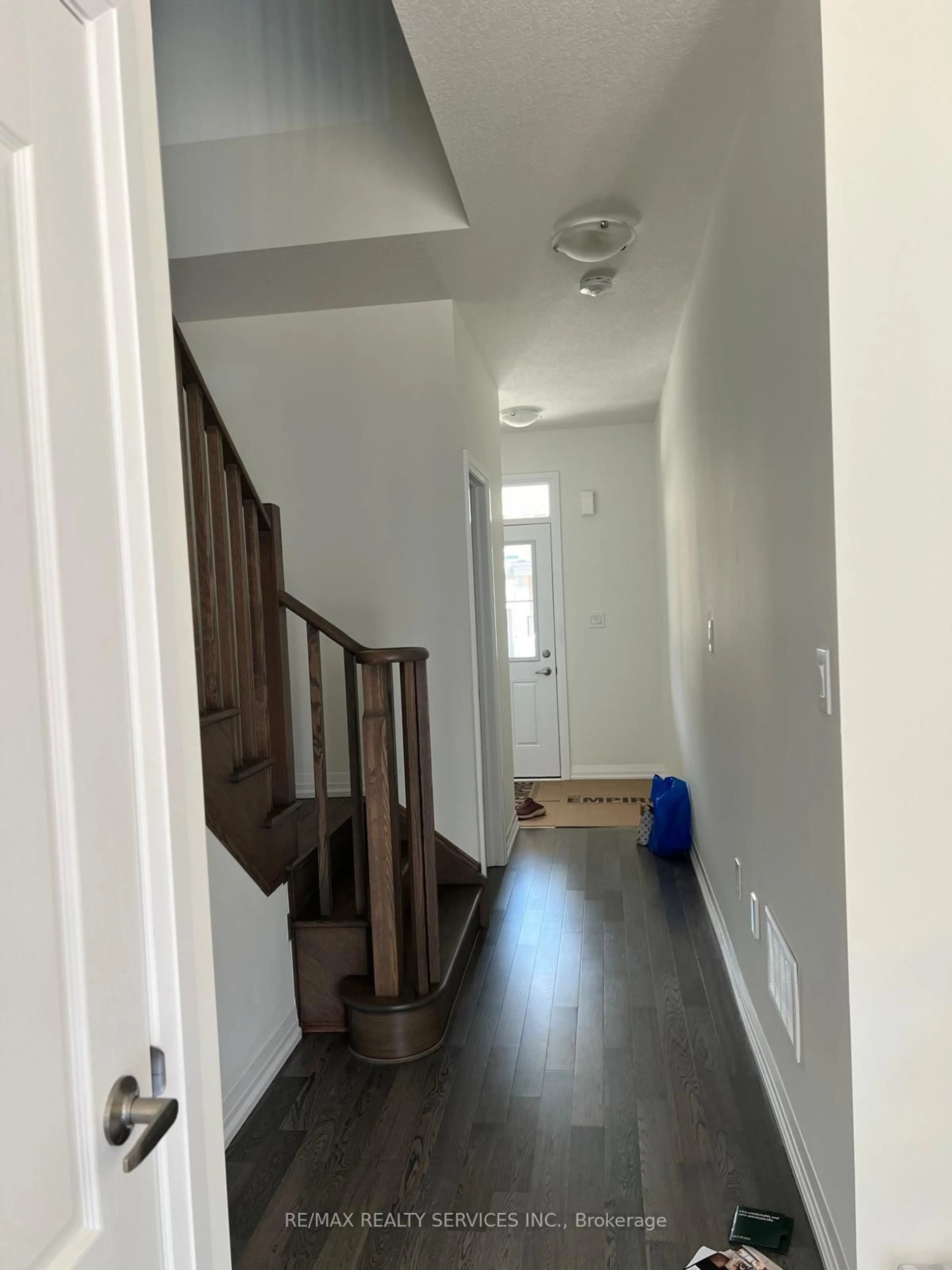 Unknown for 124 Granville Cres, Haldimand Ontario N3W 0J7