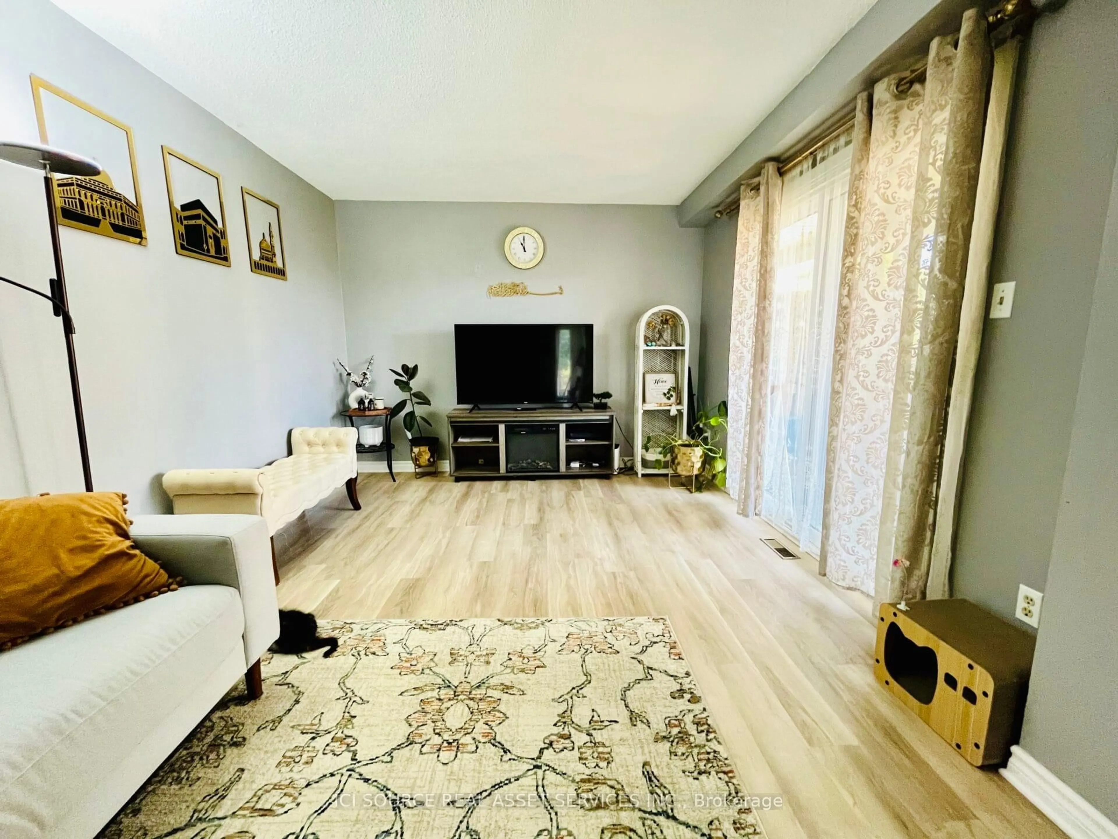Living room with furniture, unknown for 1300 Upper Ottawa St #18, Hamilton Ontario L8W 1M8
