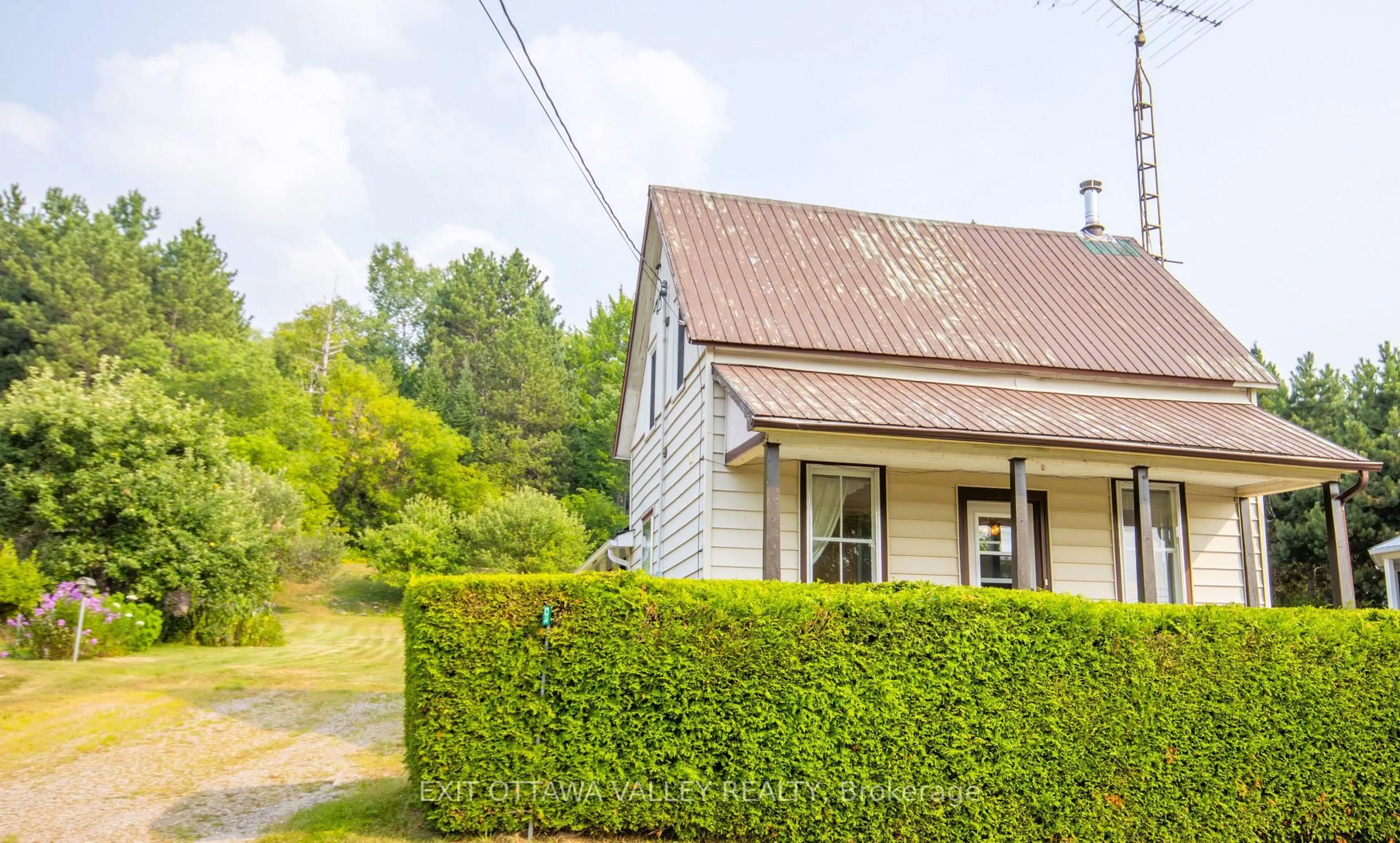 A pic from outside/outdoor area/front of a property/back of a property/a pic from drone, street for 53 Burchat St, Wilno Ontario K0J 2N0