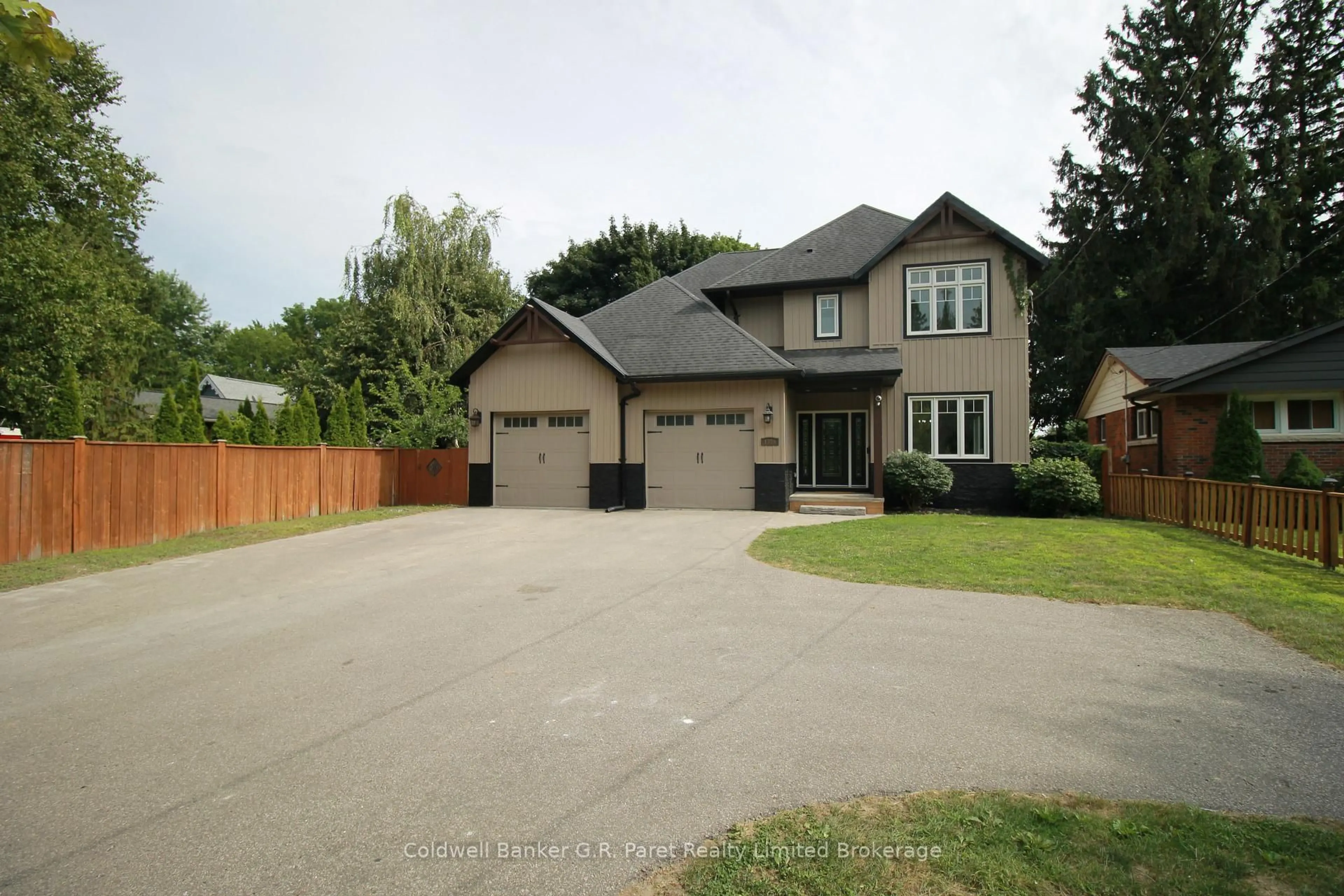 Home with brick exterior material, street for 138a Victoria St, Norfolk Ontario N3Y 1L8