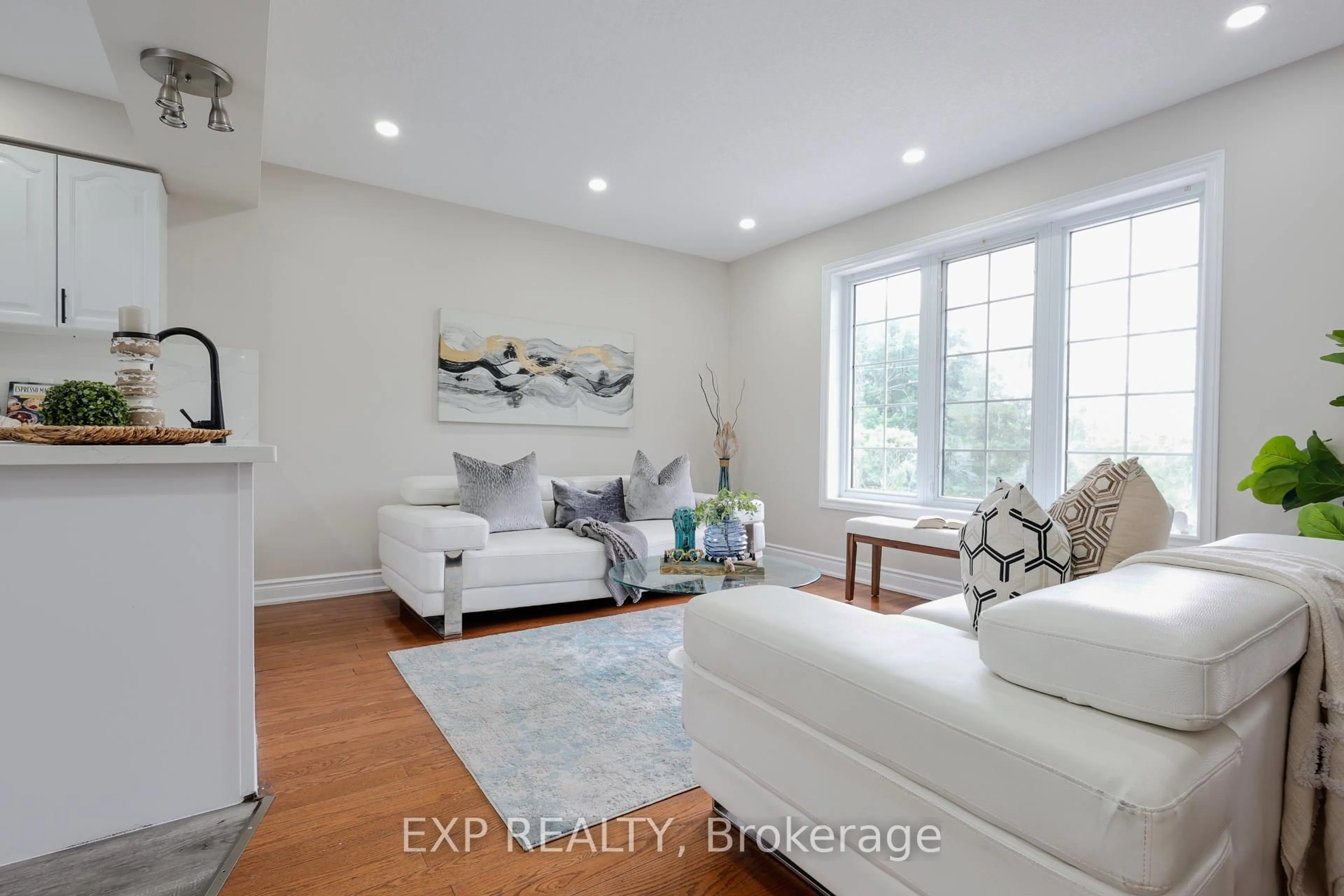 Living room with furniture, wood/laminate floor for 1843 Old Mill Rd, Kitchener Ontario N2P 1E3