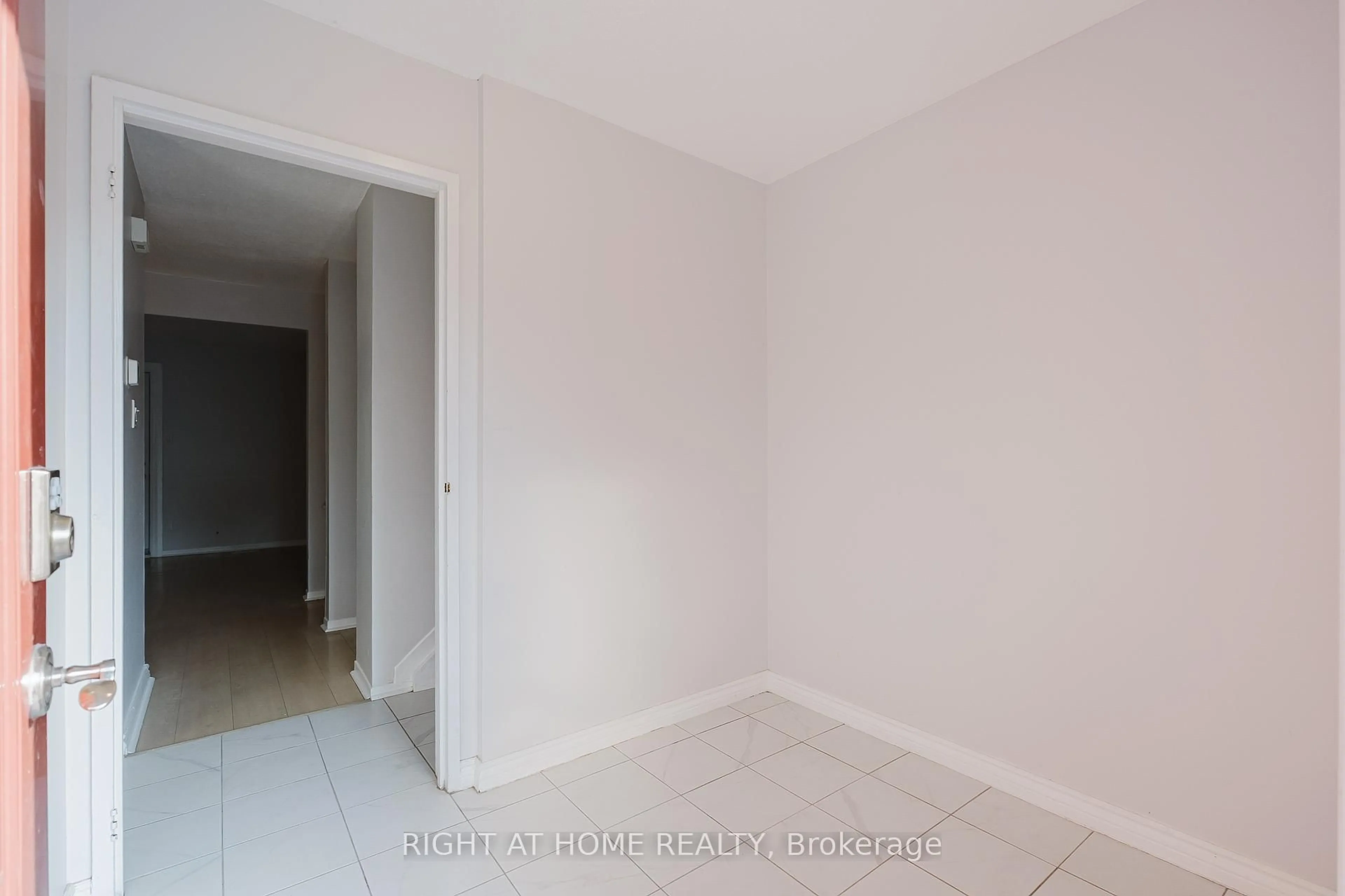 A pic of a room for 23 Mcclintock Way #102, Kanata Ontario K2L 2A3
