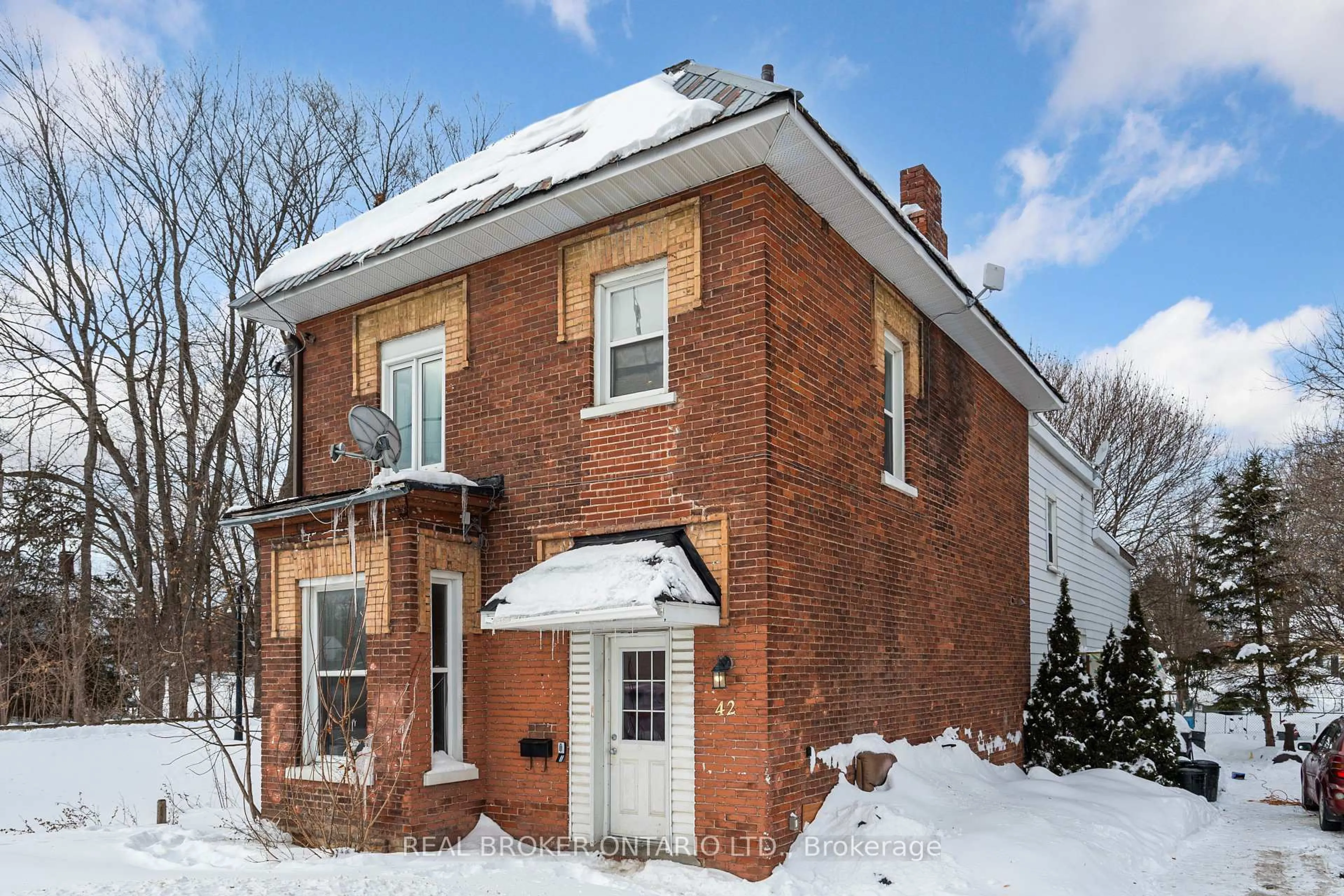 Home with brick exterior material, street for 42 Daniel St, Arnprior Ontario K7S 2K5