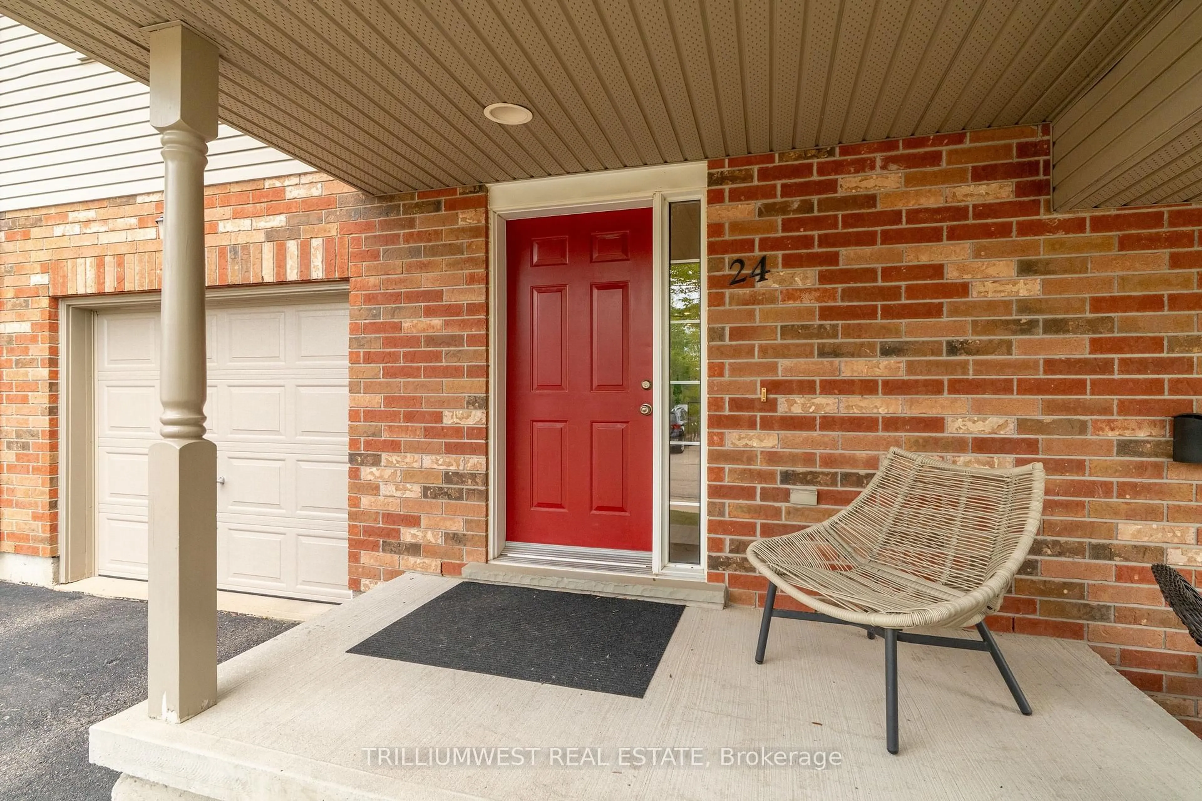Unknown for 30 Bryan Crt #24, Kitchener Ontario N2A 4J5