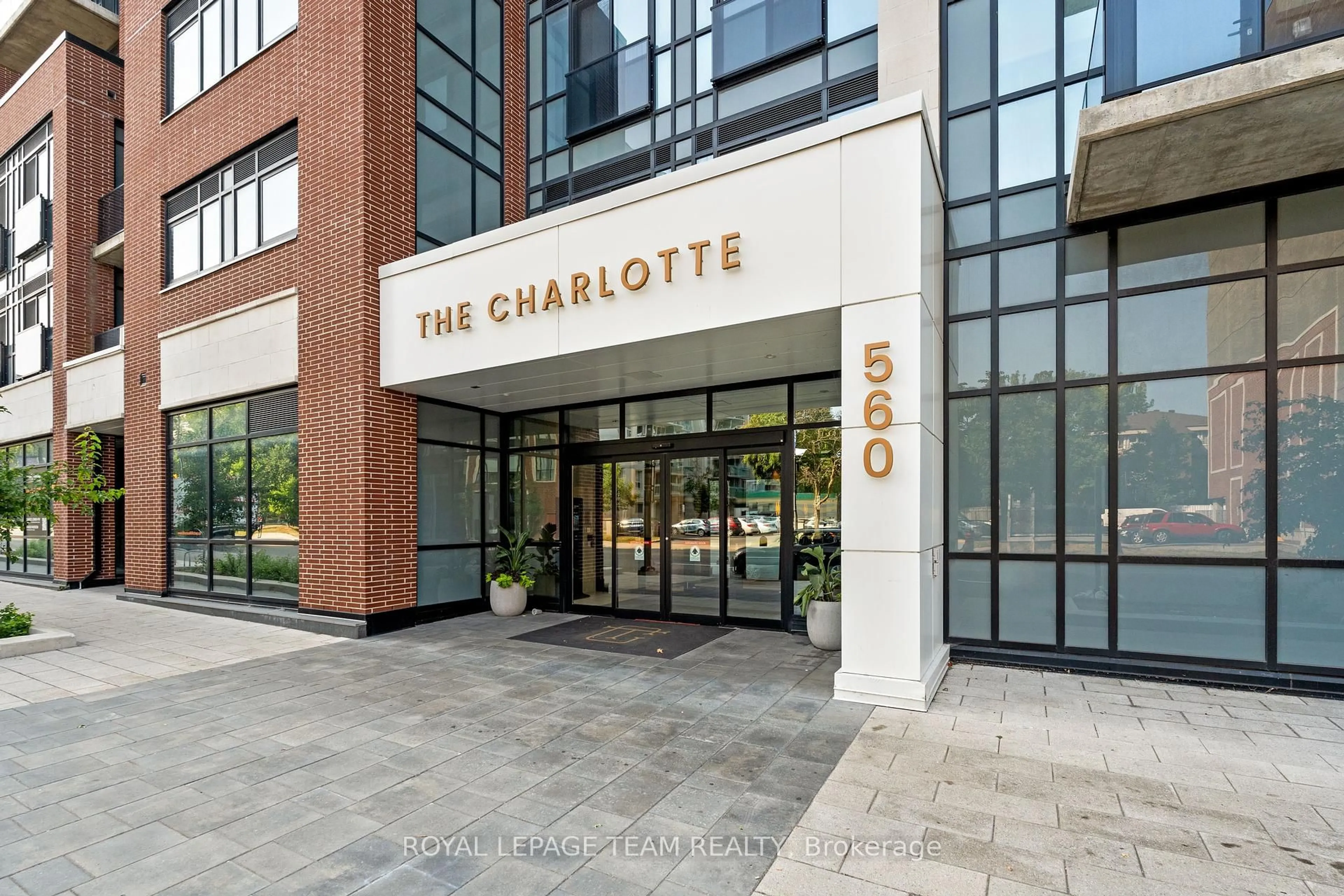 Unknown for 560 Rideau St #521, Ottawa Ontario K1N 0G3
