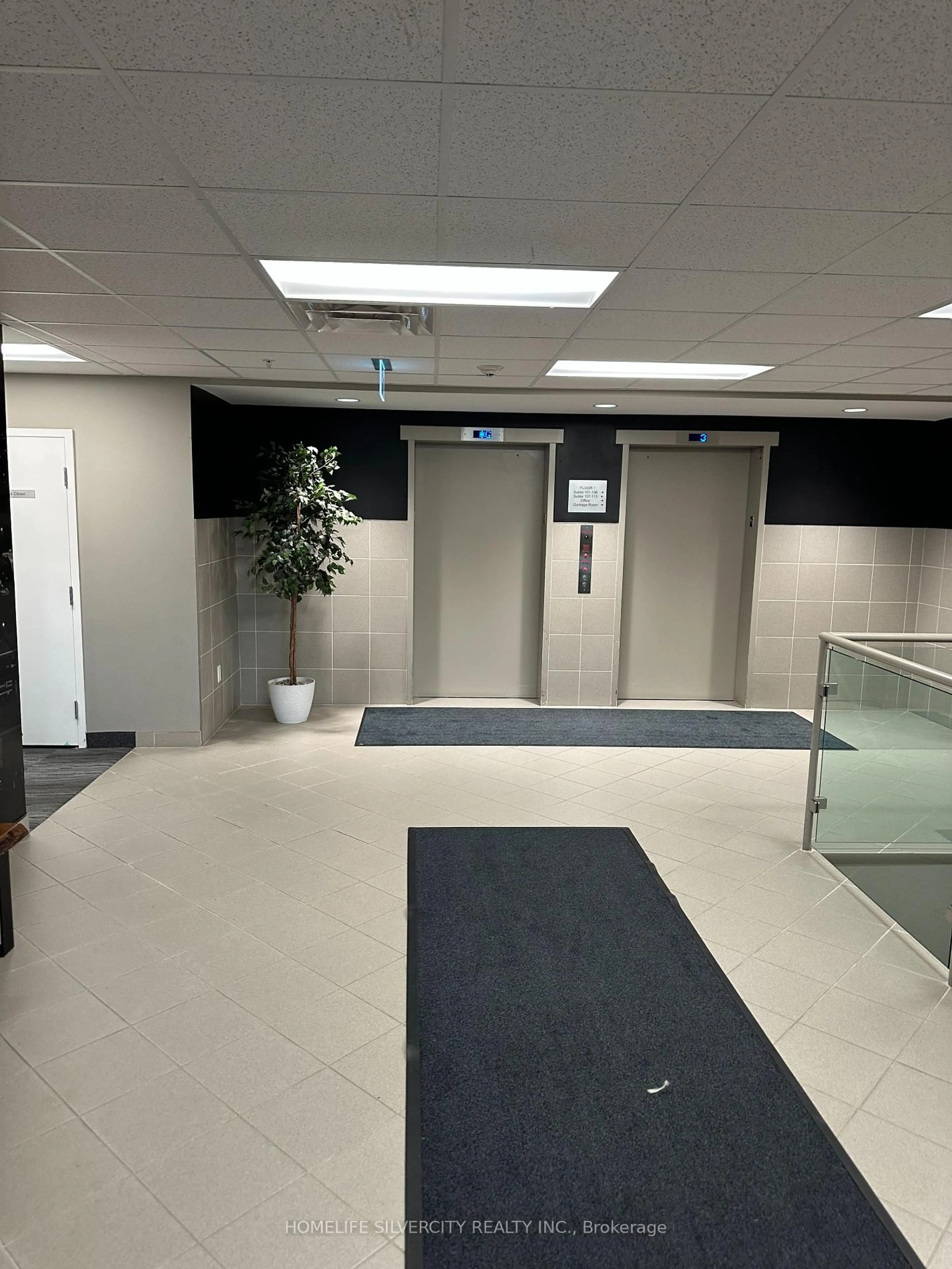 Indoor foyer for 7 Kay Cres #212, Guelph Ontario N1L 0P9