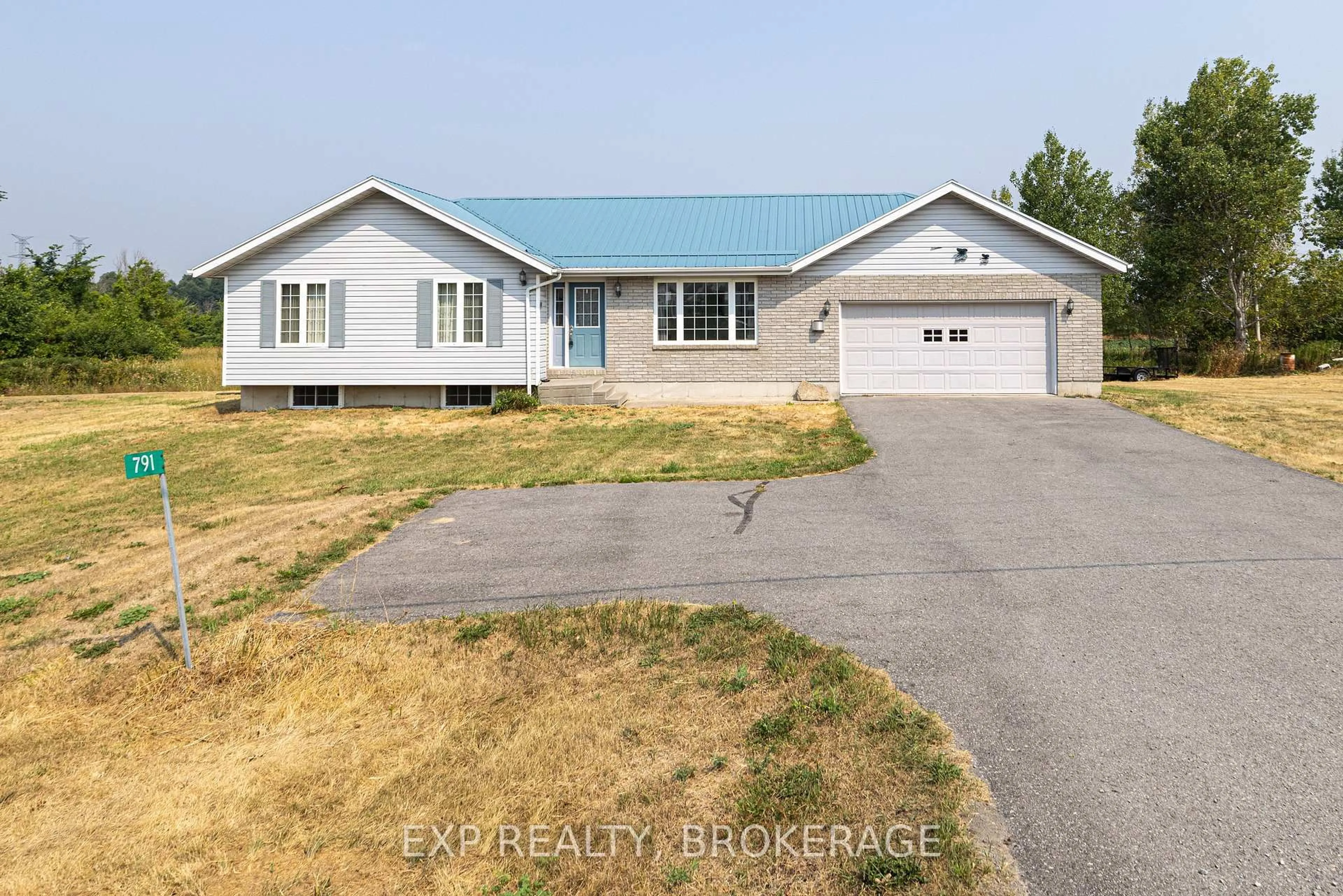 A pic from outside/outdoor area/front of a property/back of a property/a pic from drone, unknown for 791 Beechwood Rd, Greater Napanee Ontario K7R 3L1