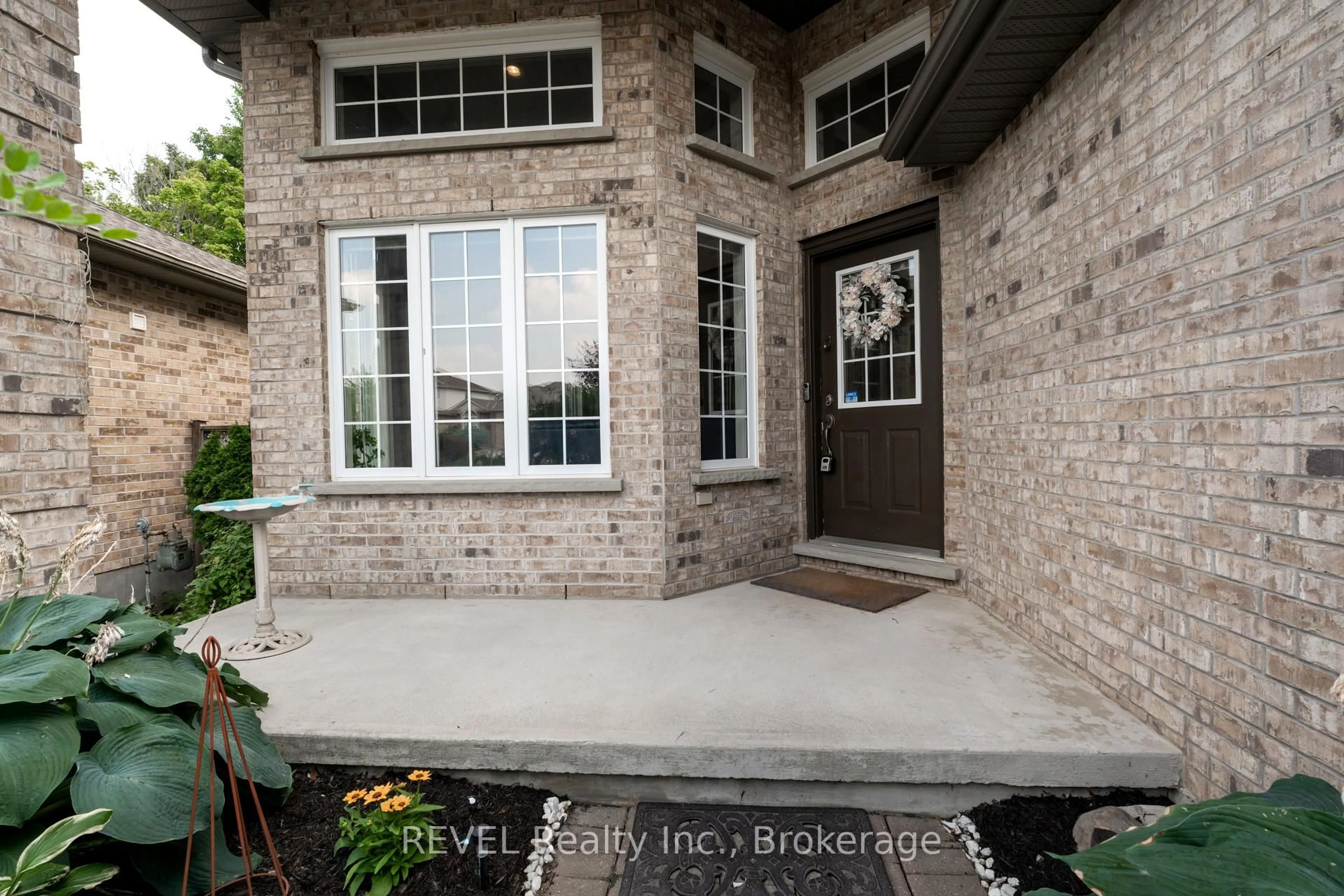 Home with brick exterior material, street for 1085 South Wenige Dr, London North Ontario N5X 4G5