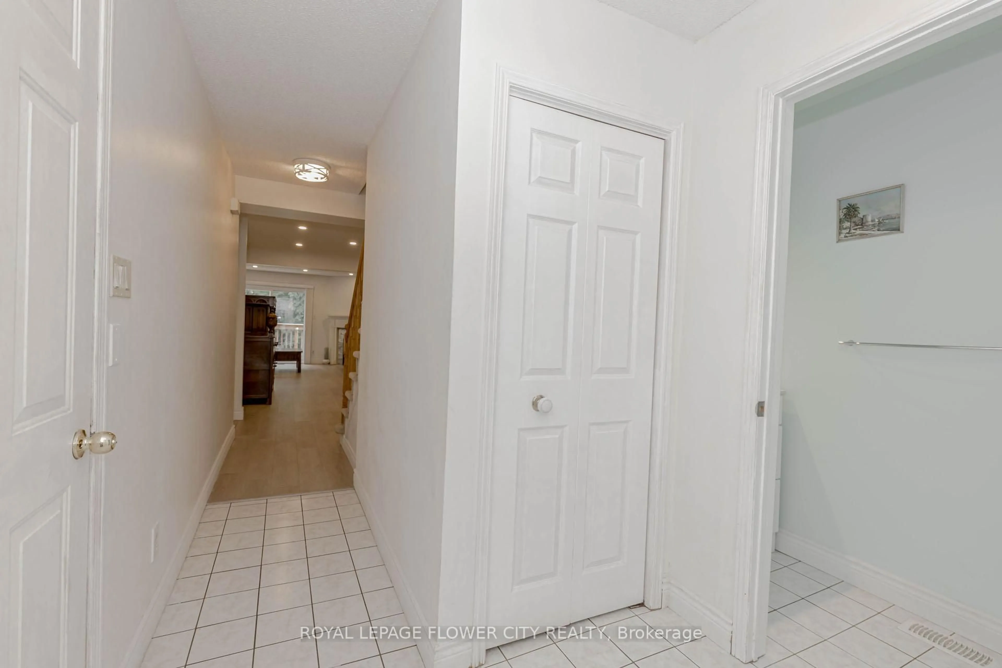 Unknown for 523 Beechwood Dr #4, Waterloo Ontario N2T 2G7