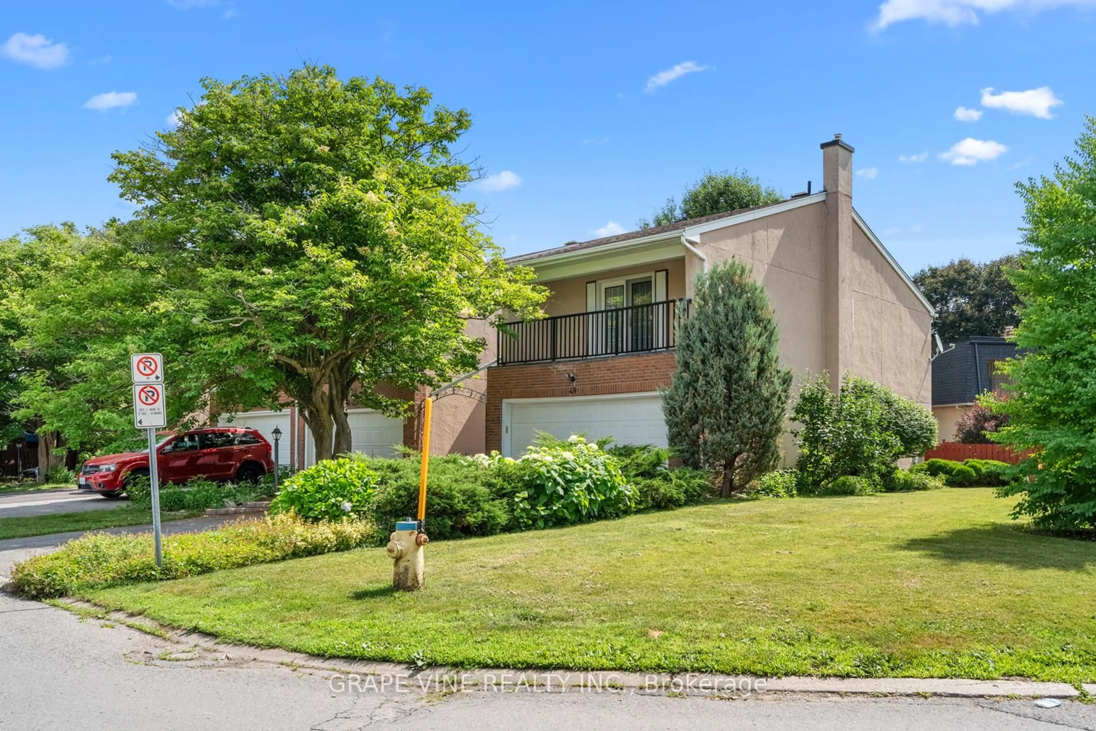 Unknown for 49 Tybalt Cres, Ottawa Ontario K2H 8J6