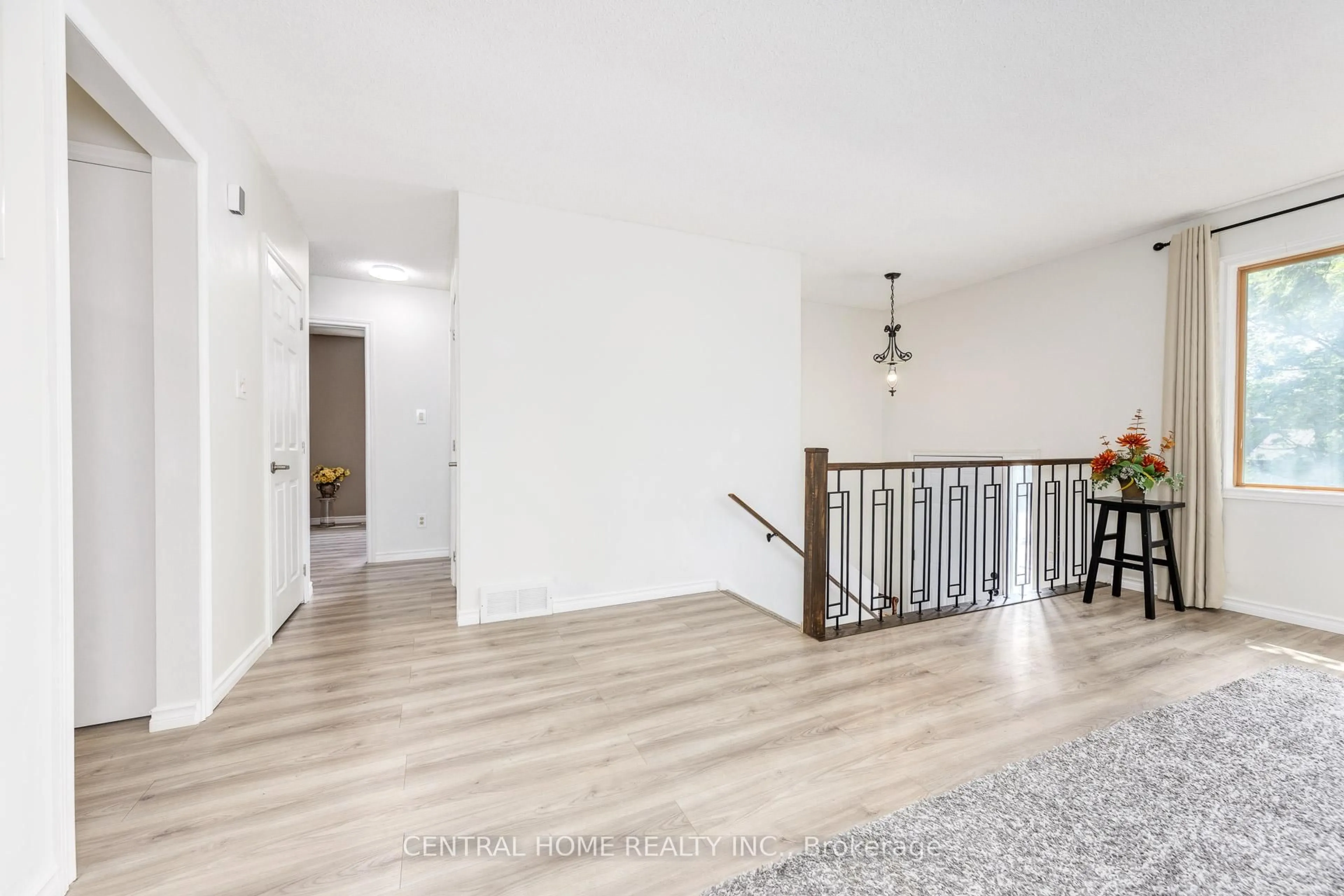 Unknown for 92 Pinemeadow Cres, Waterloo Ontario N2T 1A7