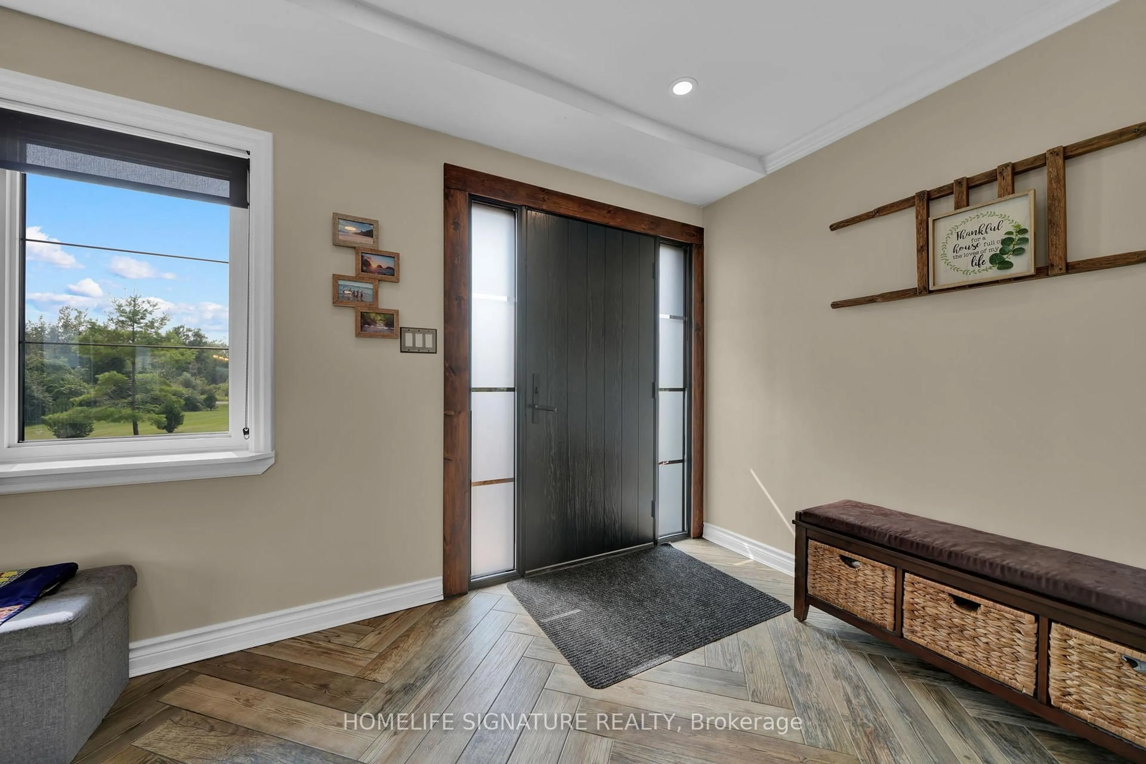 Indoor entryway for 375721 6th Line, Amaranth Ontario L0N 1S5
