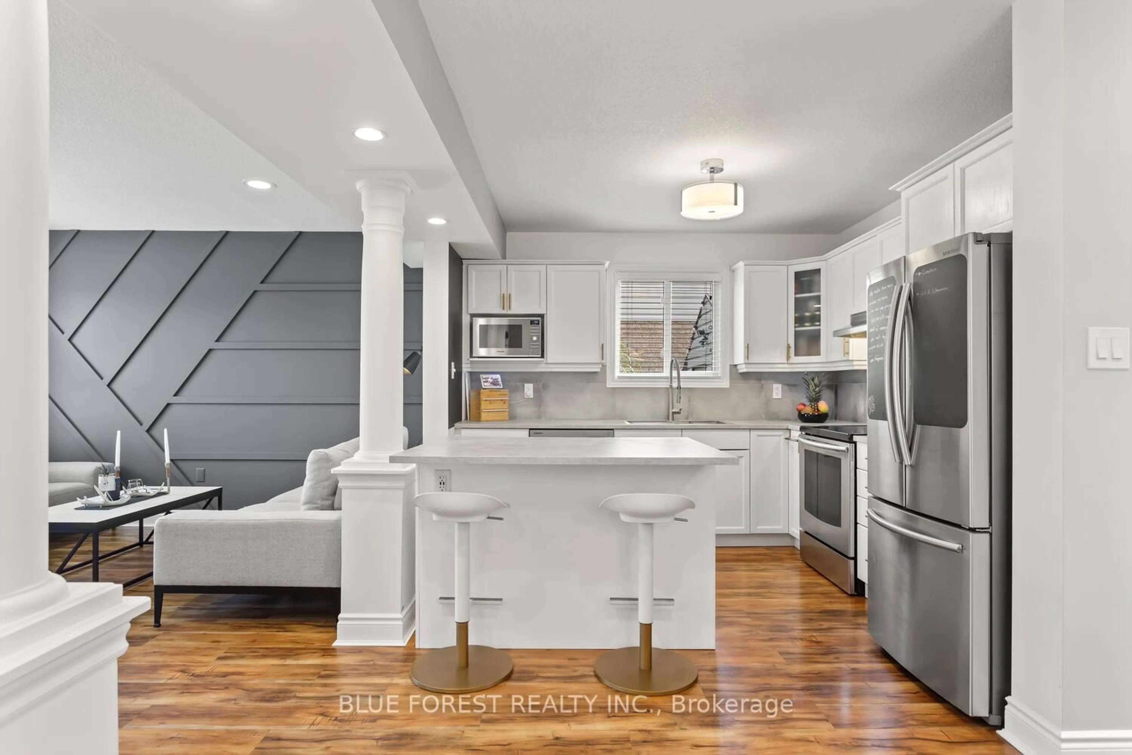 Open concept kitchen, ceramic/tile floor for 42126 Mcbain Line, Central Elgin Ontario N5P 4R1