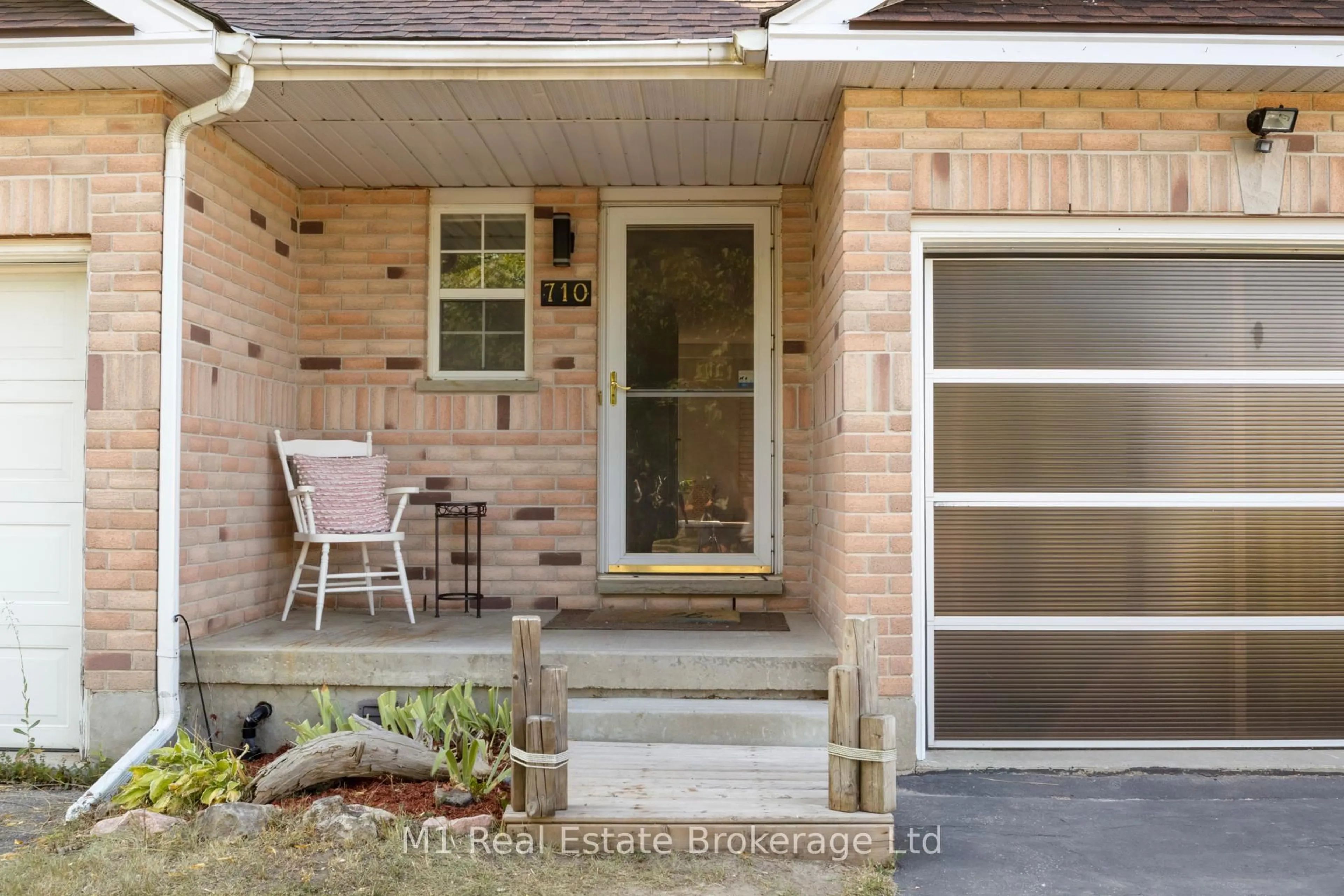 Home with brick exterior material, street for 710 Denny Gate, Centre Wellington Ontario N1M 3S1