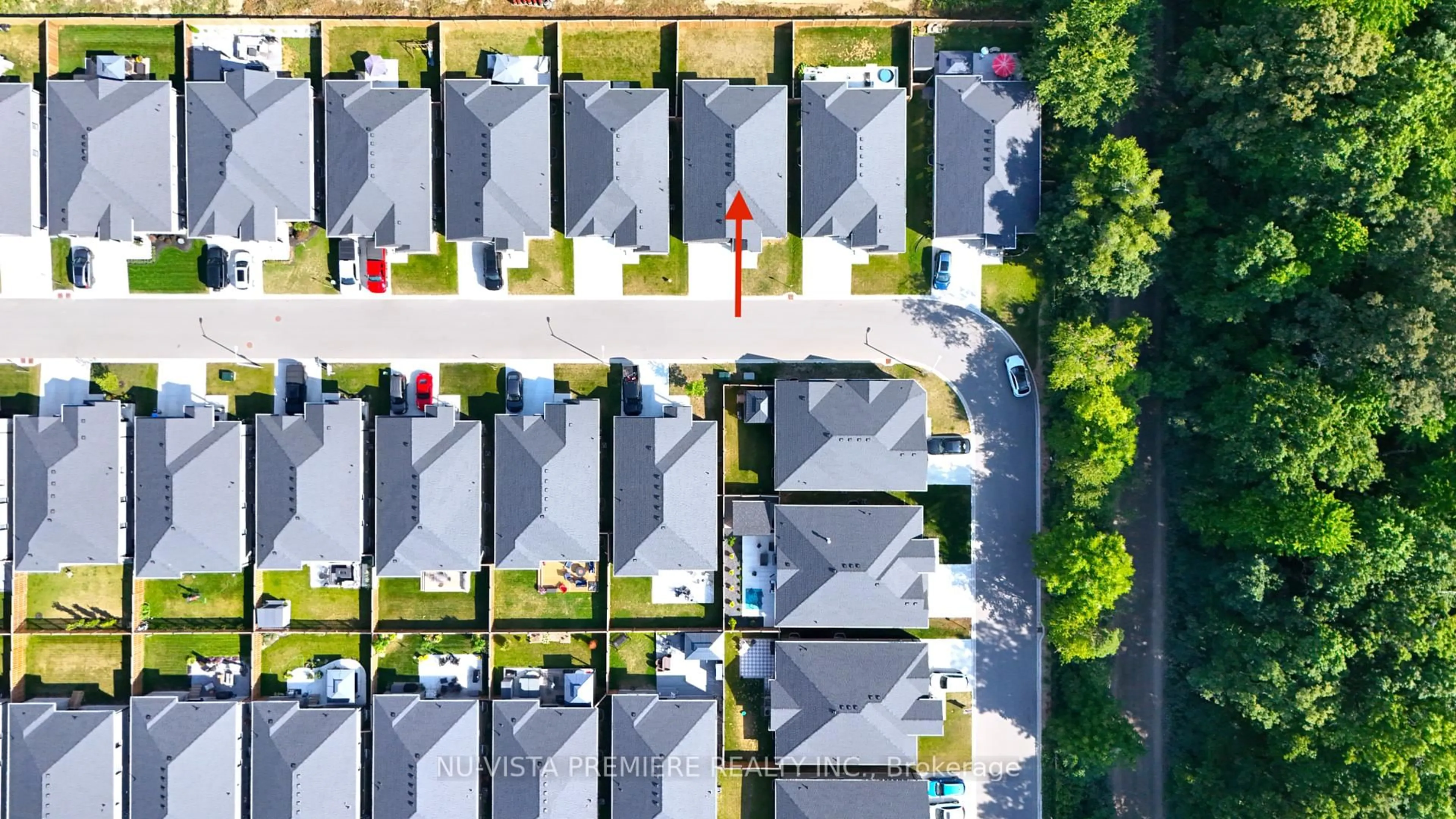 A pic from outside/outdoor area/front of a property/back of a property/a pic from drone, street for 383 Daventry Way #69, Middlesex Centre Ontario N0L 1R0